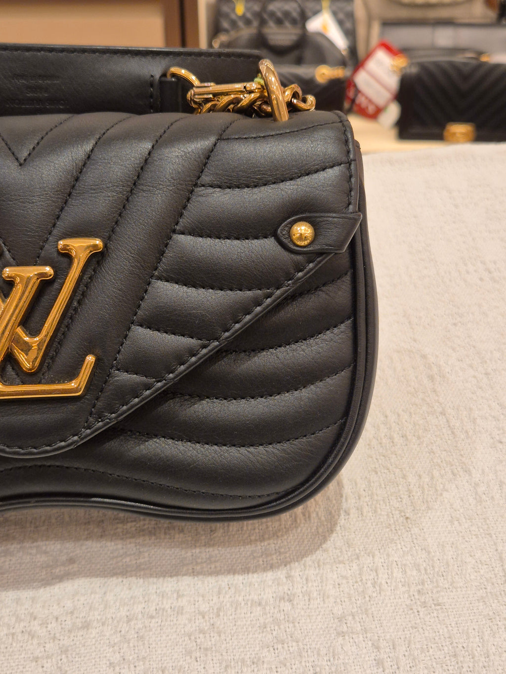 Louis Vuitton New Wave Chain Black