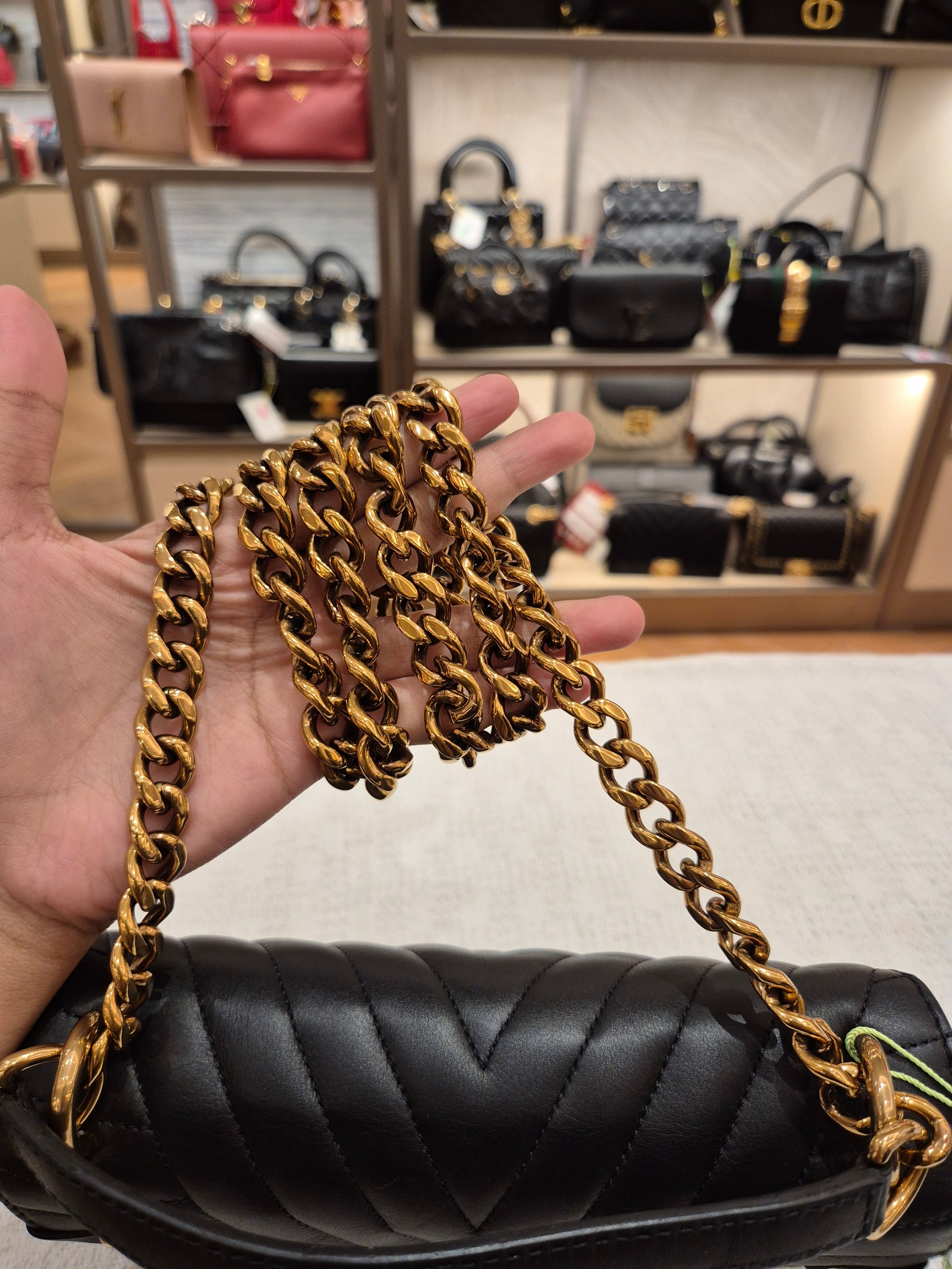 Louis Vuitton New Wave Chain Black