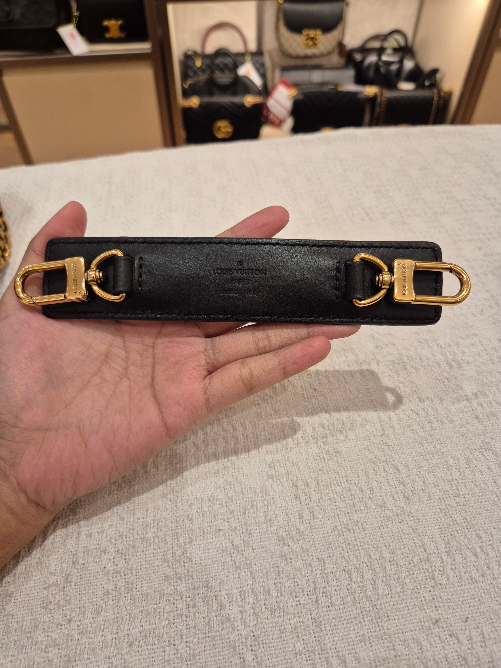 Louis Vuitton New Wave Chain Black