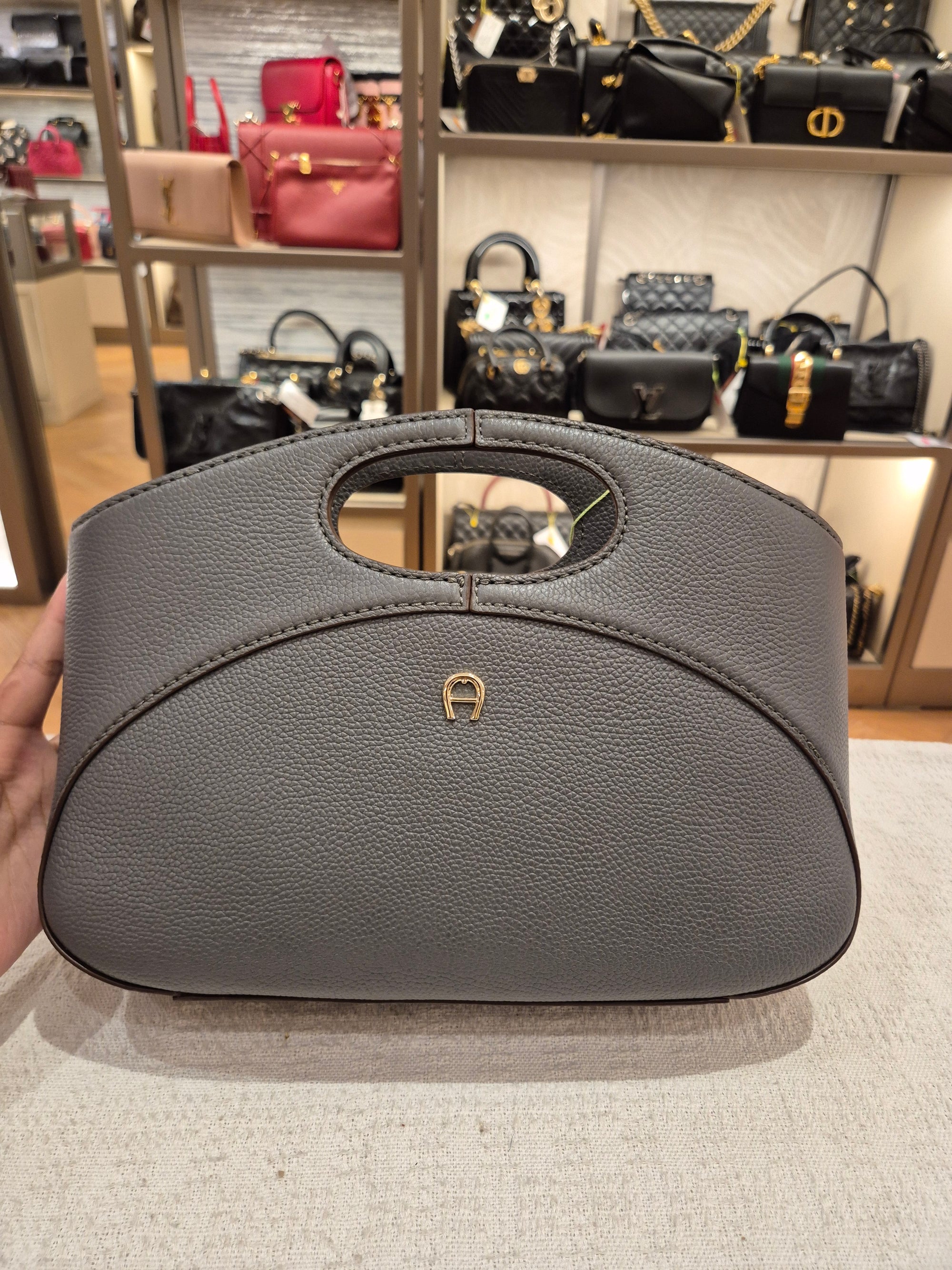 Aigner Barbara Grey