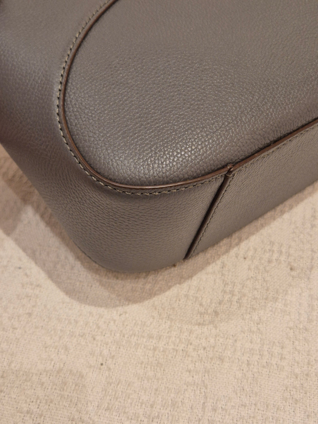 Aigner Barbara Grey