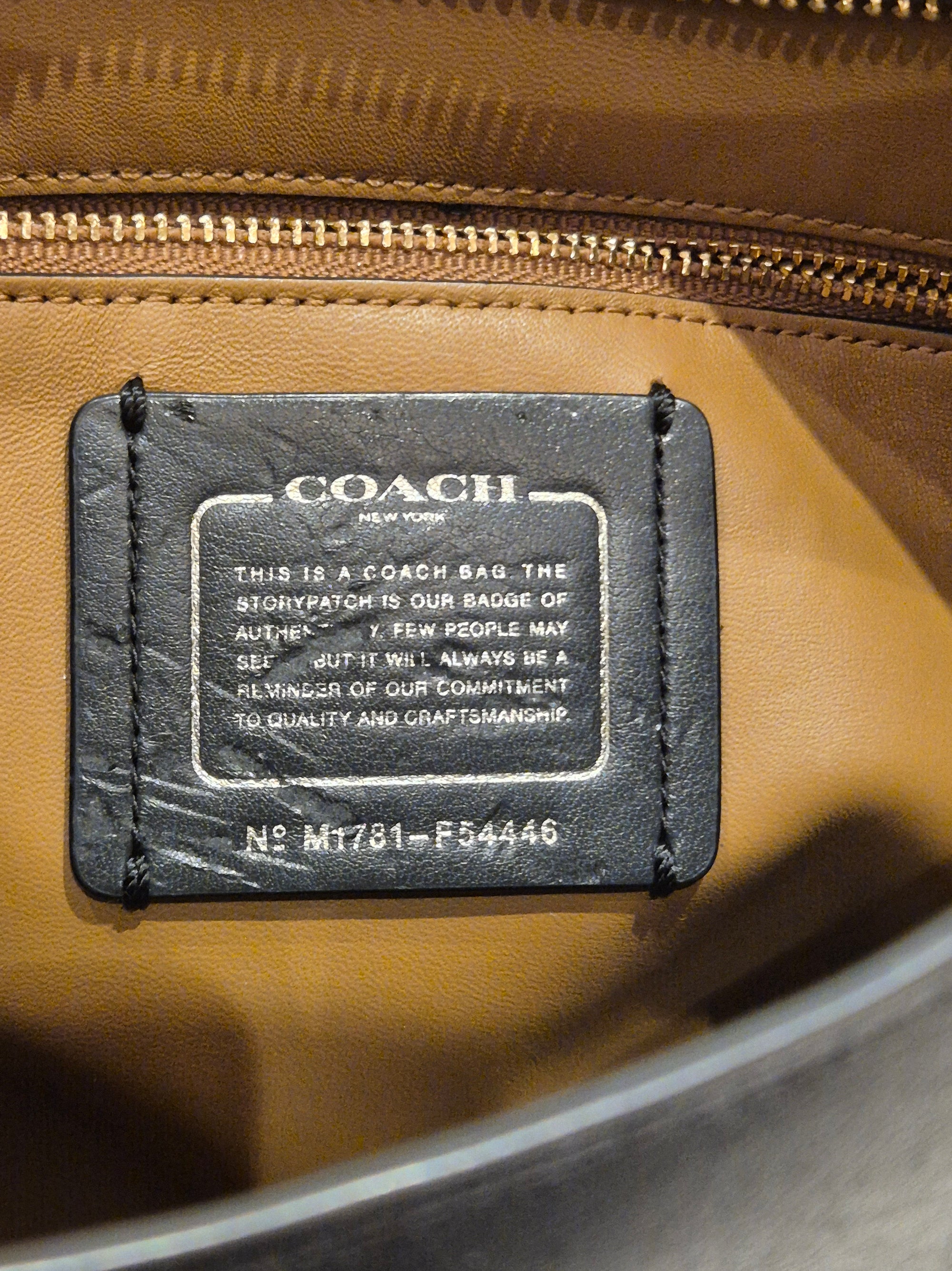 Coach Nomad Hob Black
