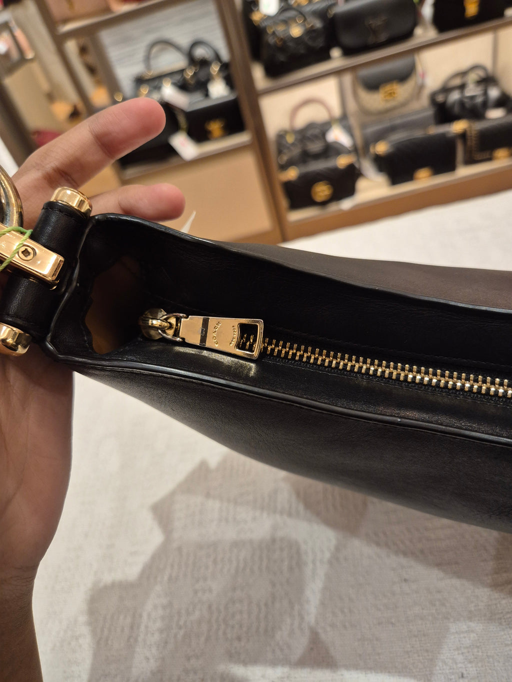 Coach Nomad Hob Black