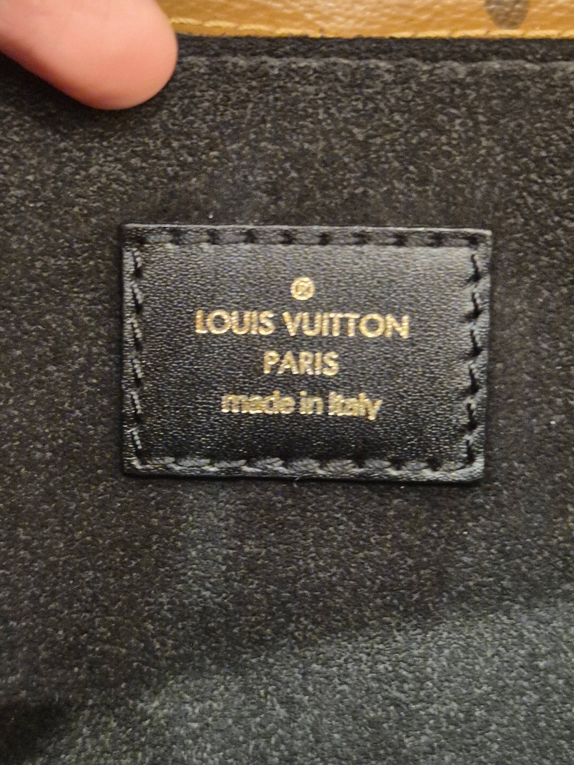 Louis Vuitton Metis Monogram Reverse