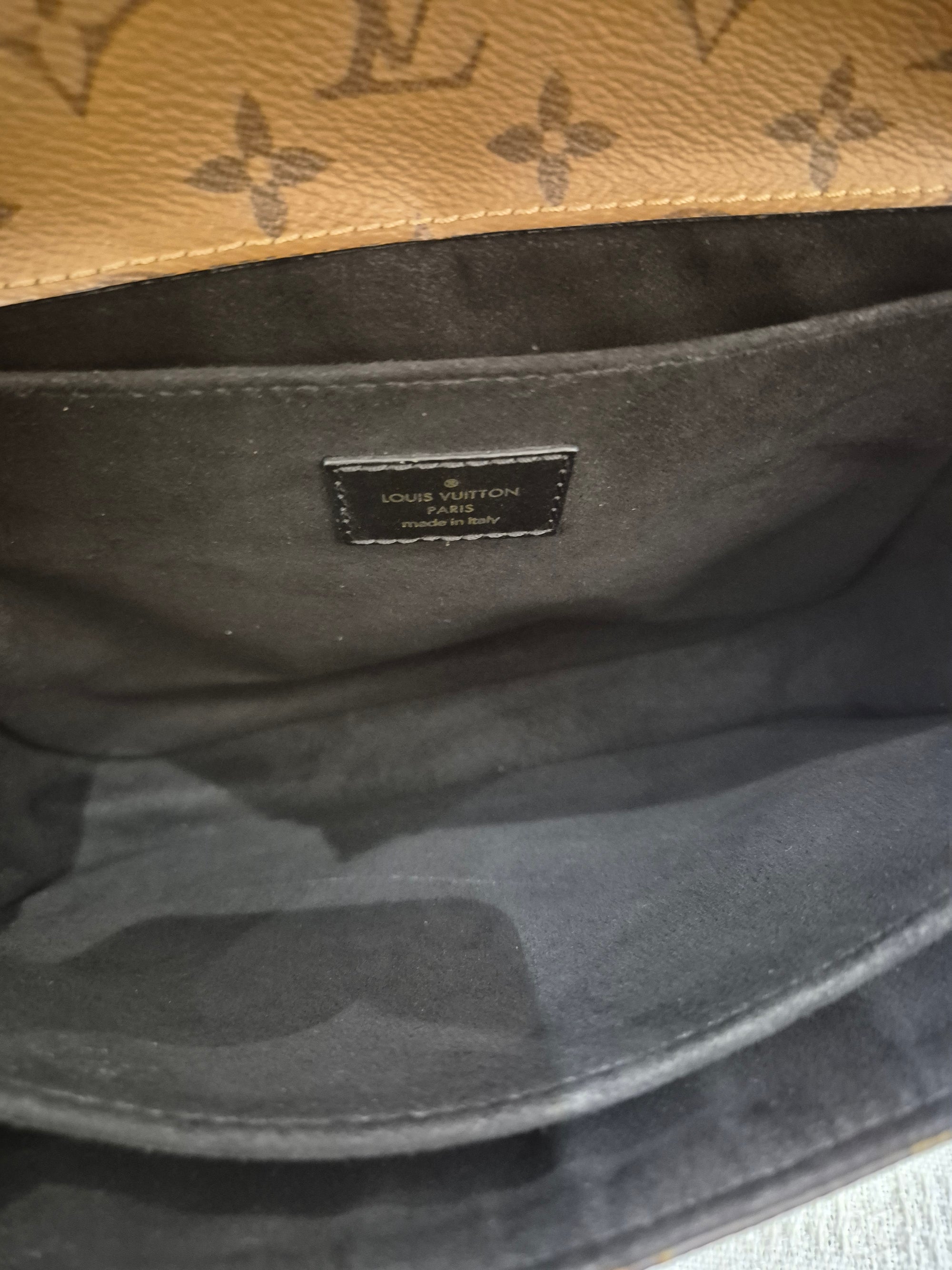 Louis Vuitton Metis Monogram Reverse