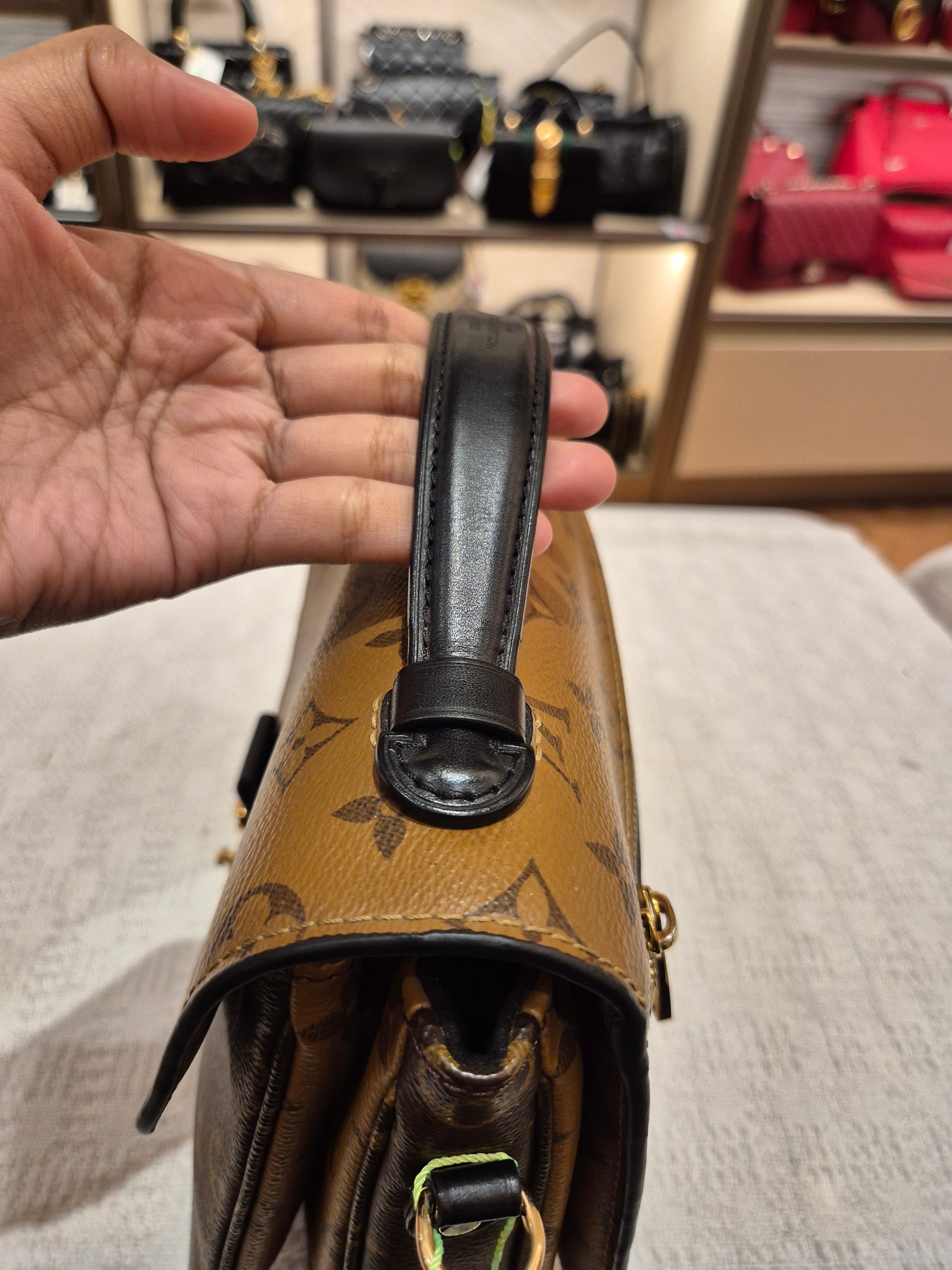 Louis Vuitton Metis Monogram Reverse