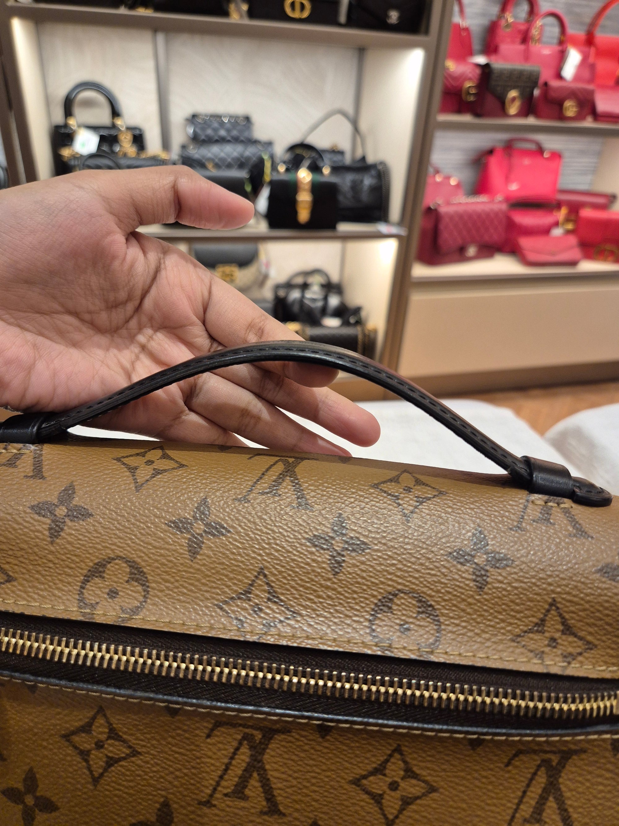 Louis Vuitton Metis Monogram Reverse