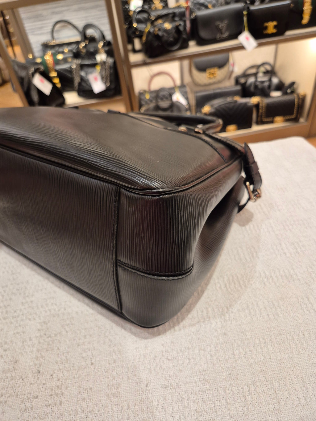 Louis Vuitton Passy PM Epi Black