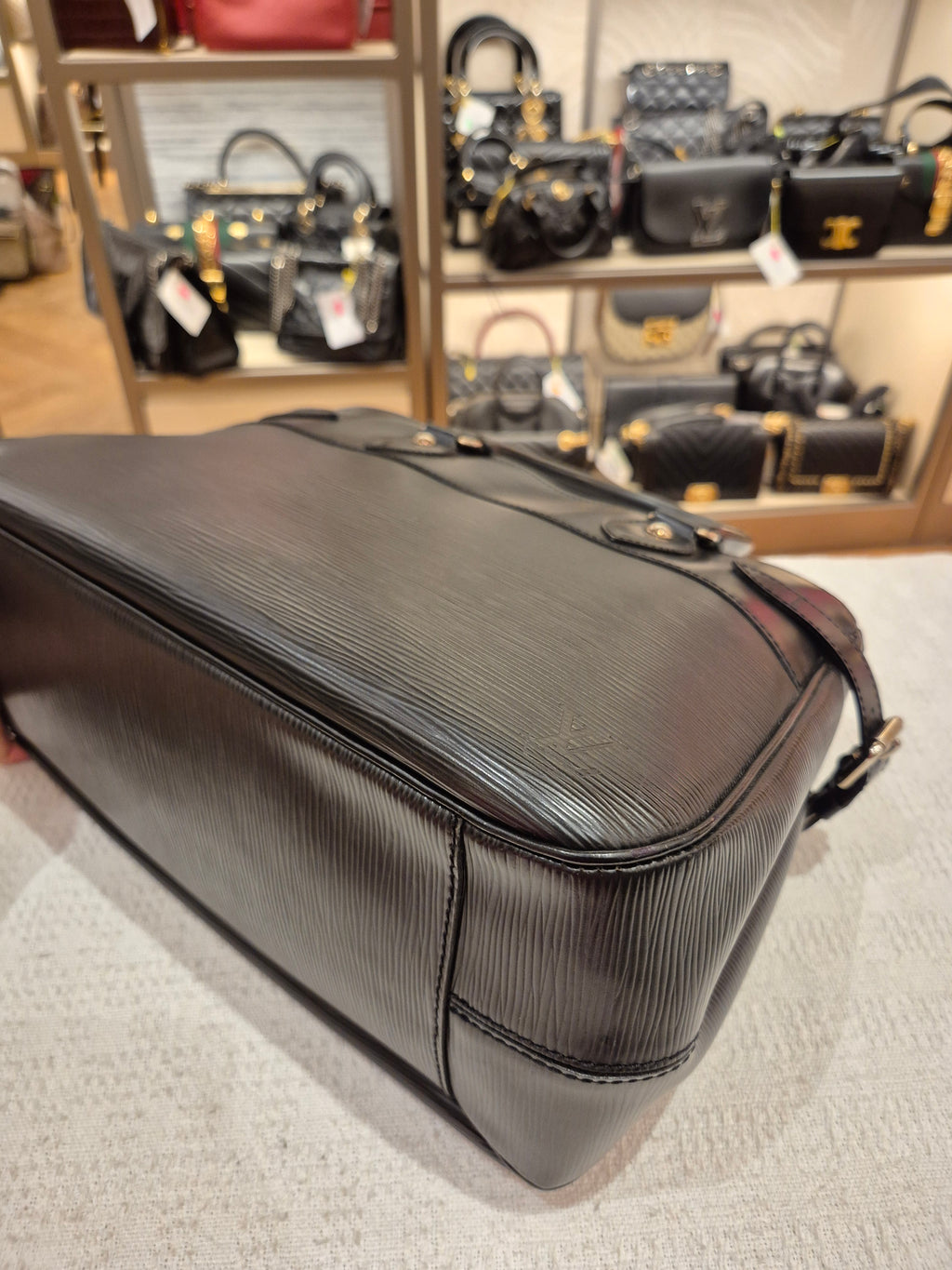 Louis Vuitton Passy PM Epi Black