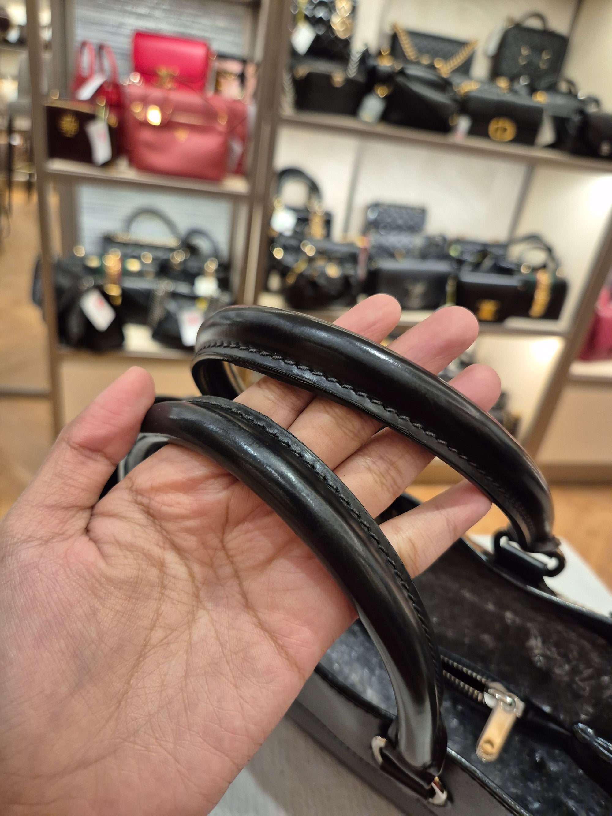 Louis Vuitton Passy PM Epi Black