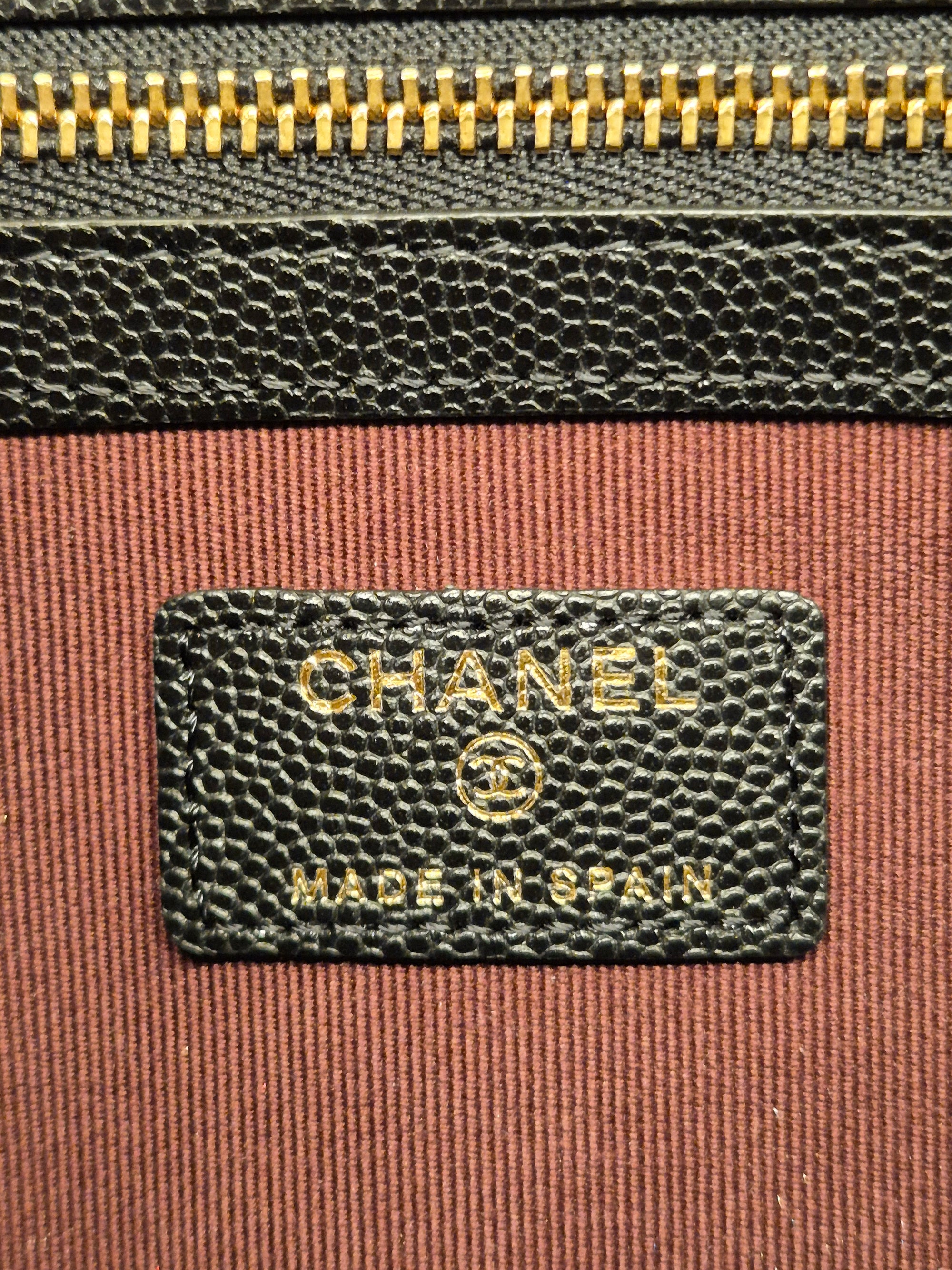 Chanel O-Case Pouch Medium Caviar Black