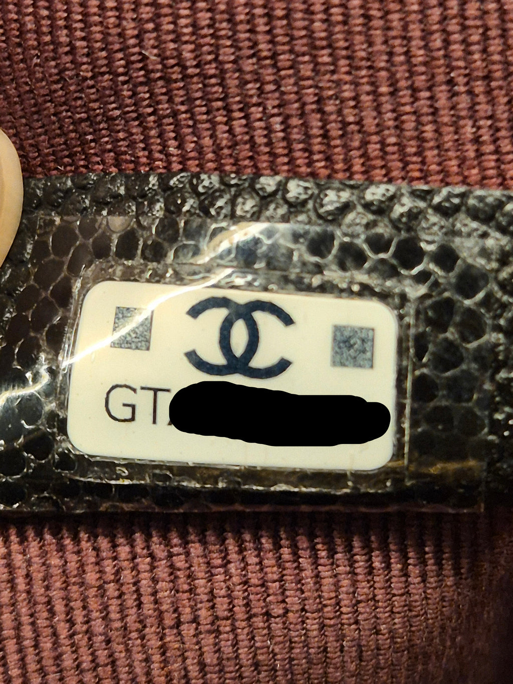Chanel O-Case Pouch Medium Caviar Black