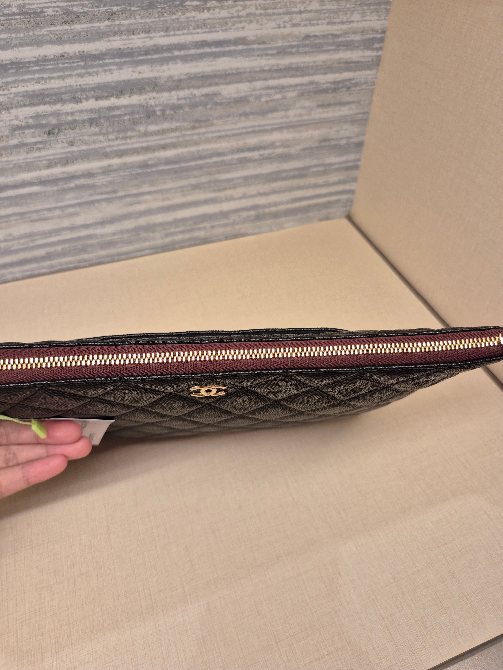 Chanel O-Case Pouch Medium Caviar Black