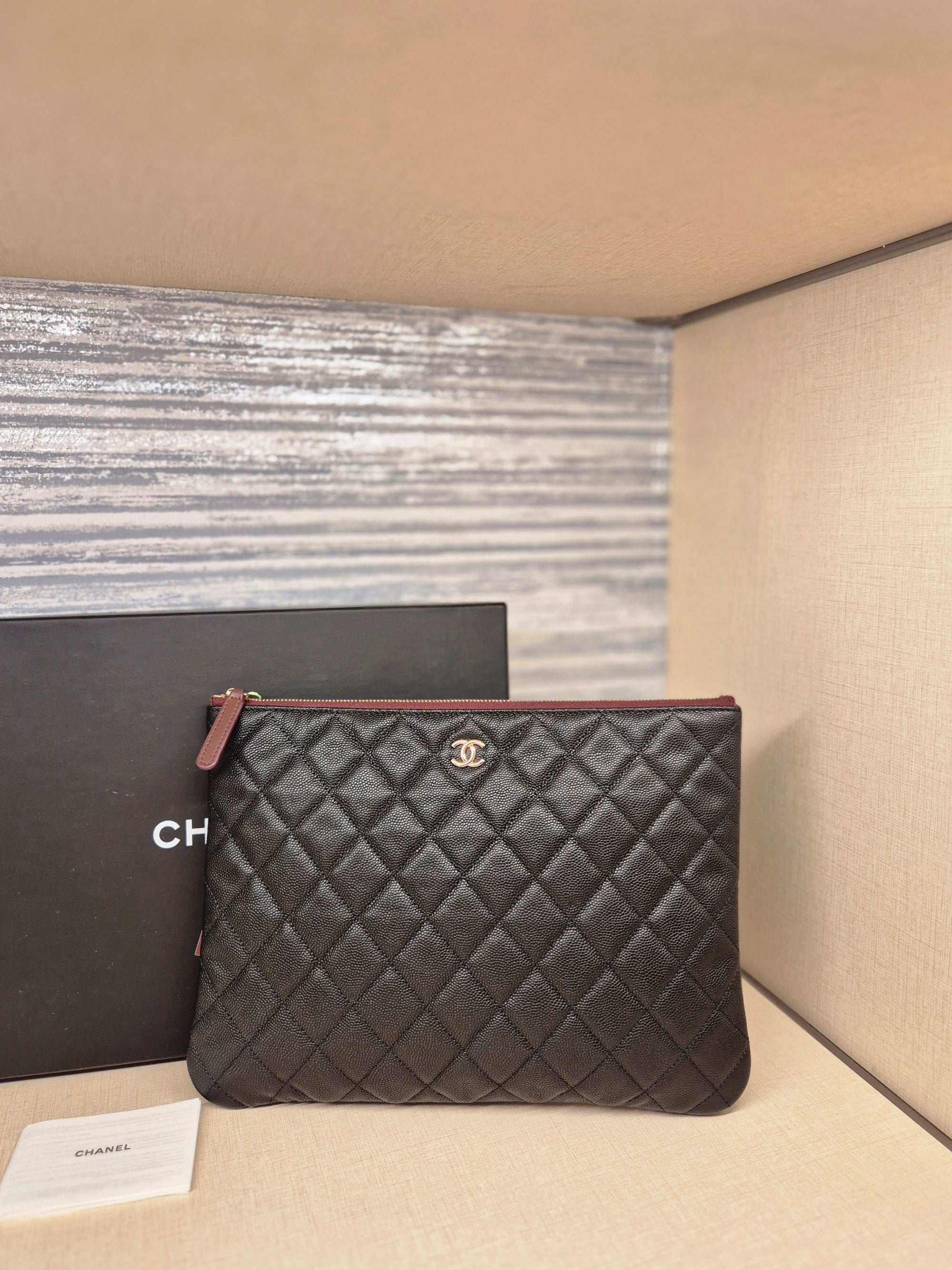 Chanel O-Case Pouch Medium Caviar Black