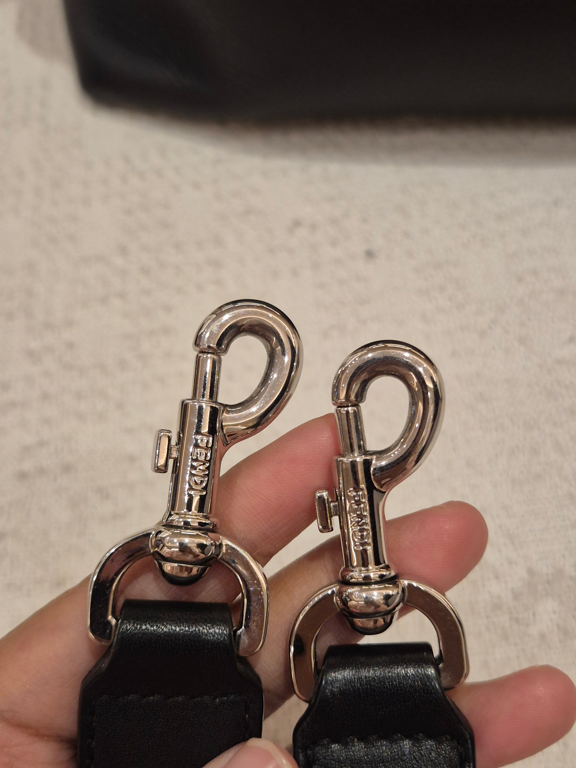 Fendi By The Way Medium Black
