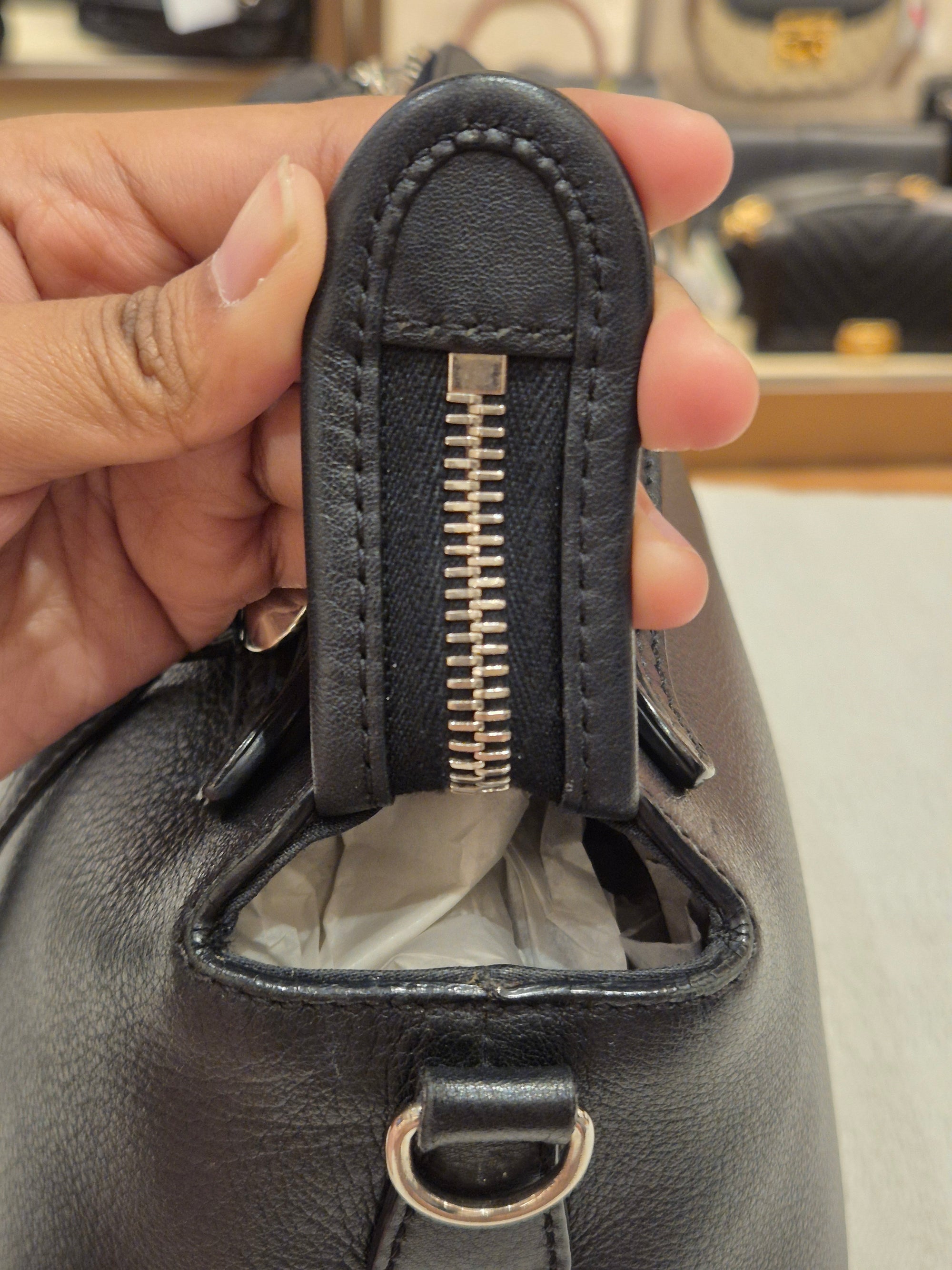Fendi By The Way Medium Black