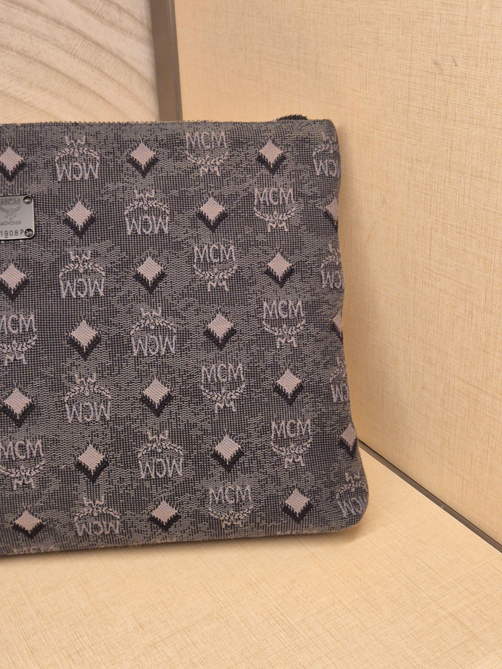MCM Wrislet Clutch Jacquard Grey