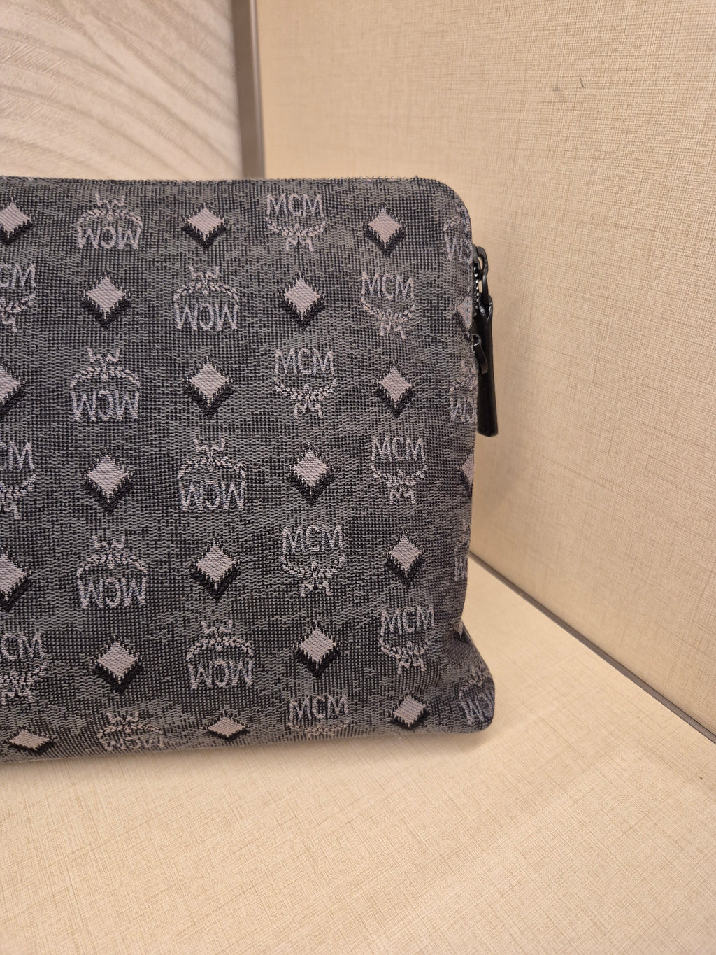 MCM Wrislet Clutch Jacquard Grey