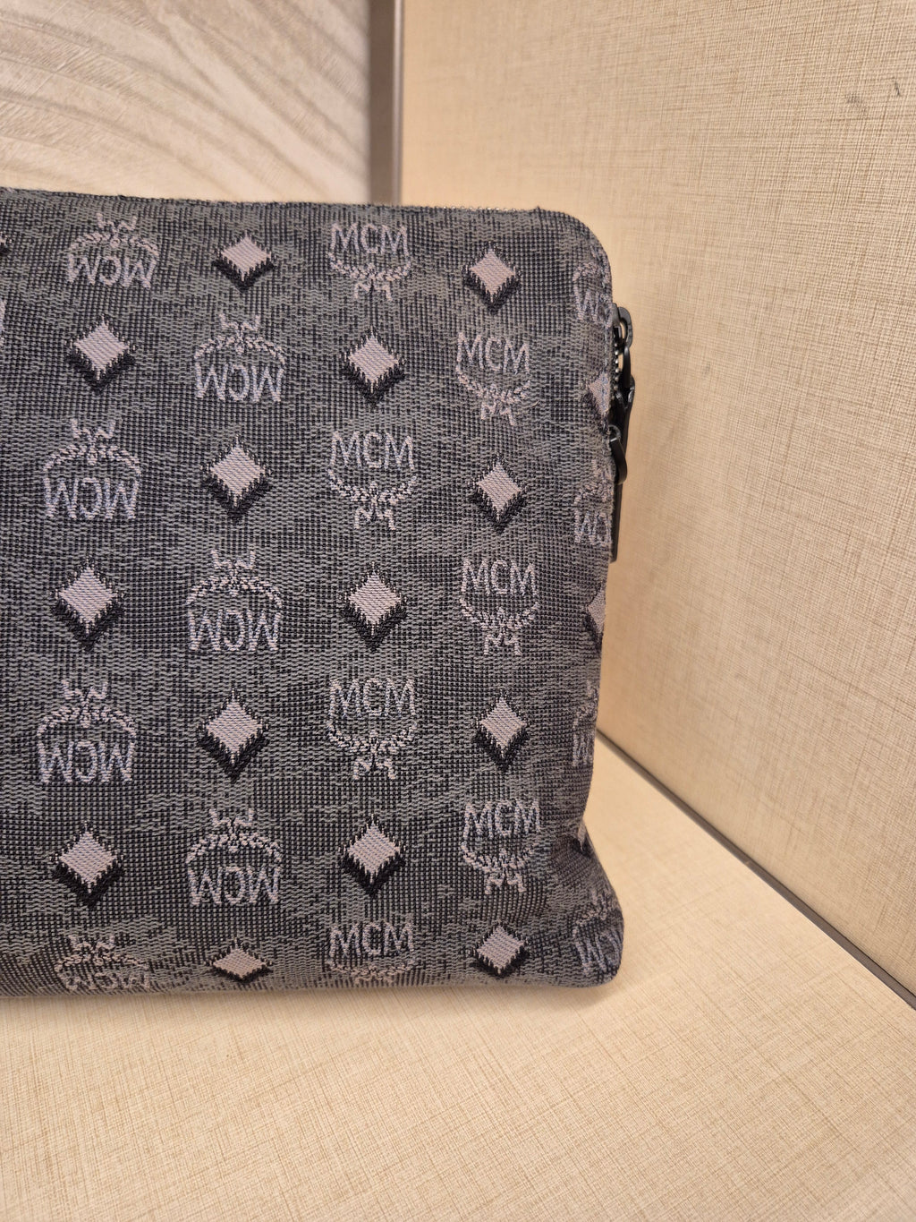 MCM Wrislet Clutch Jacquard Grey