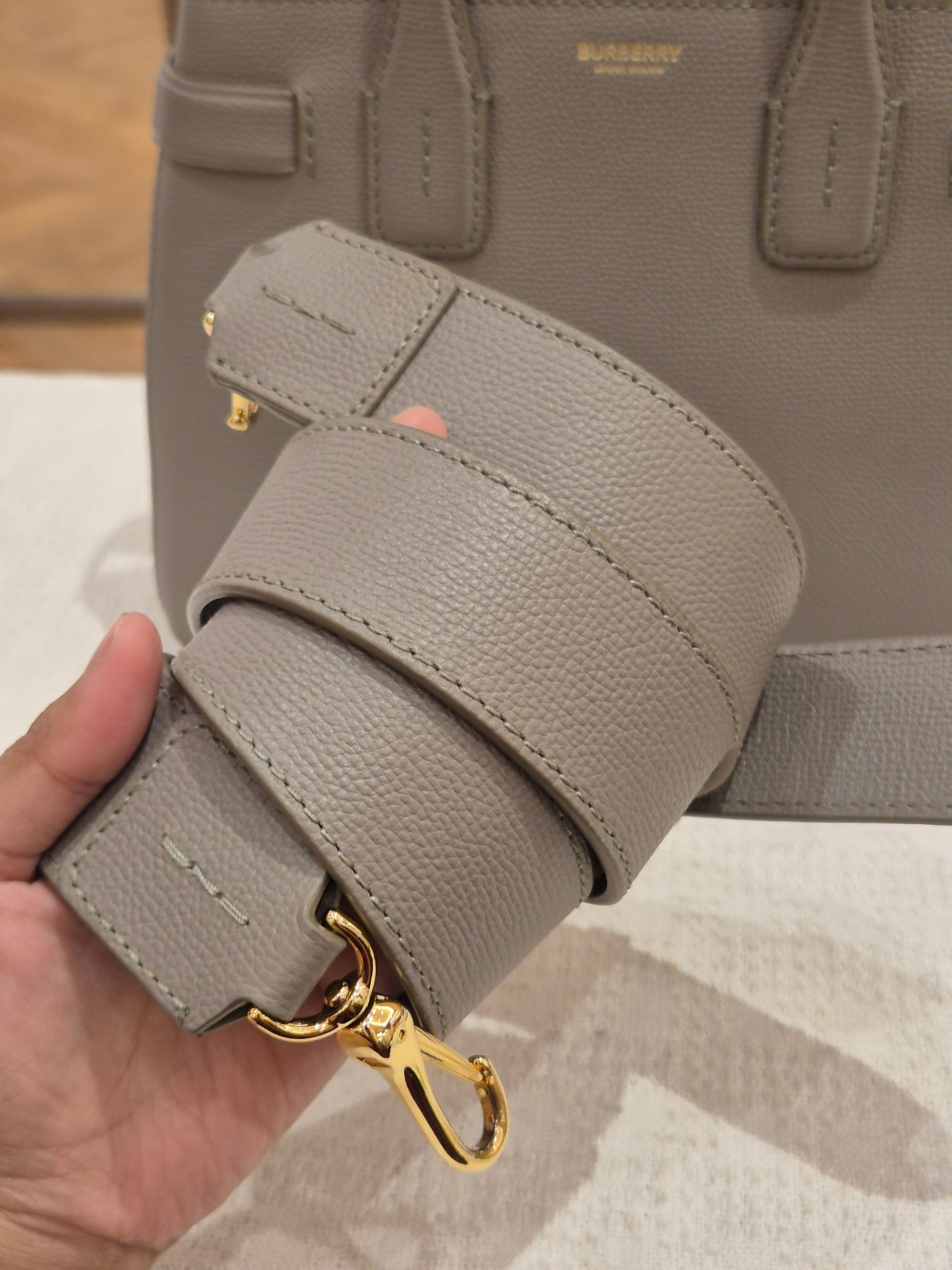 Burberry Banner Small Grey Check