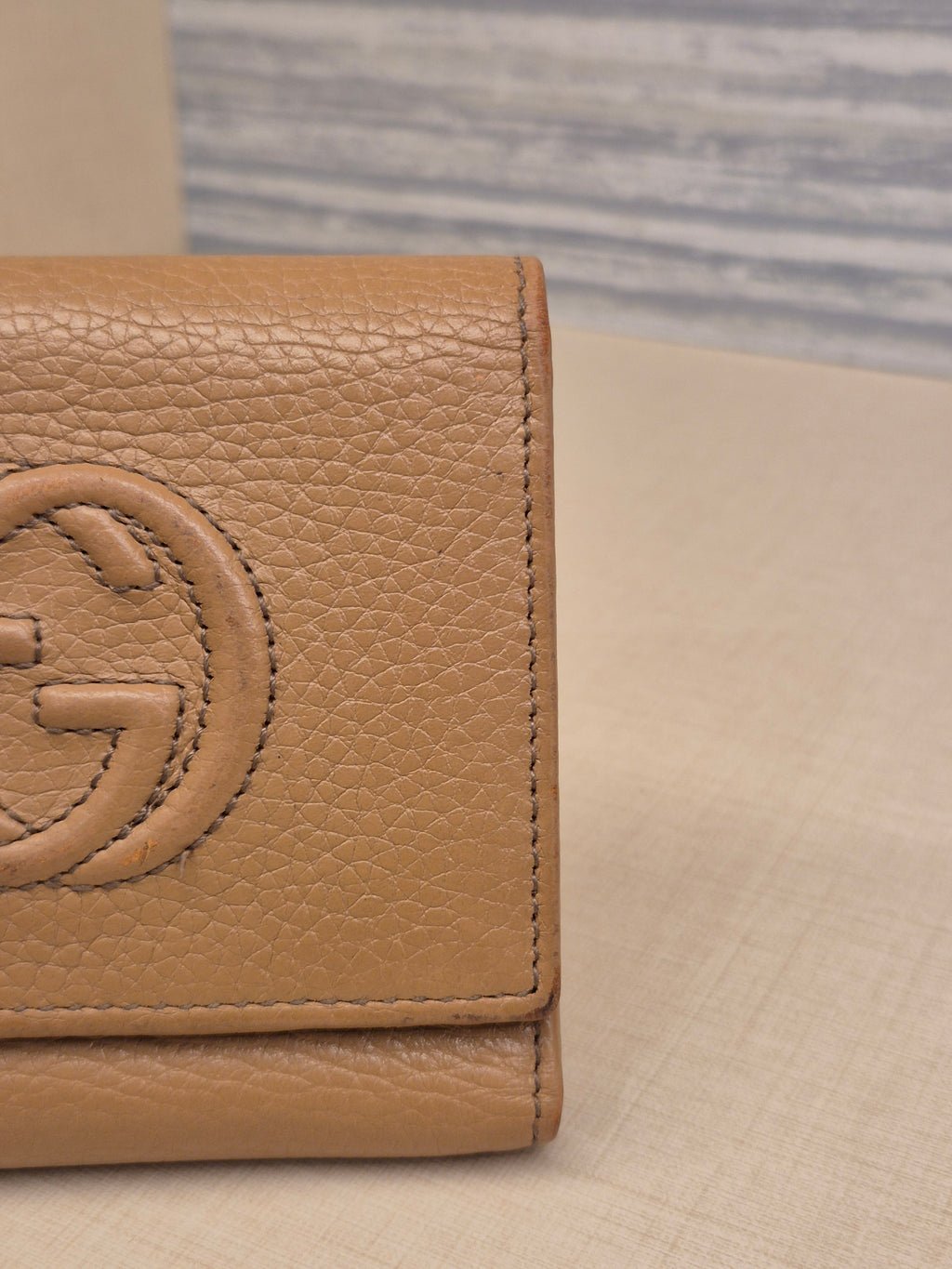 Gucci Soho Trifold Wallet Beige