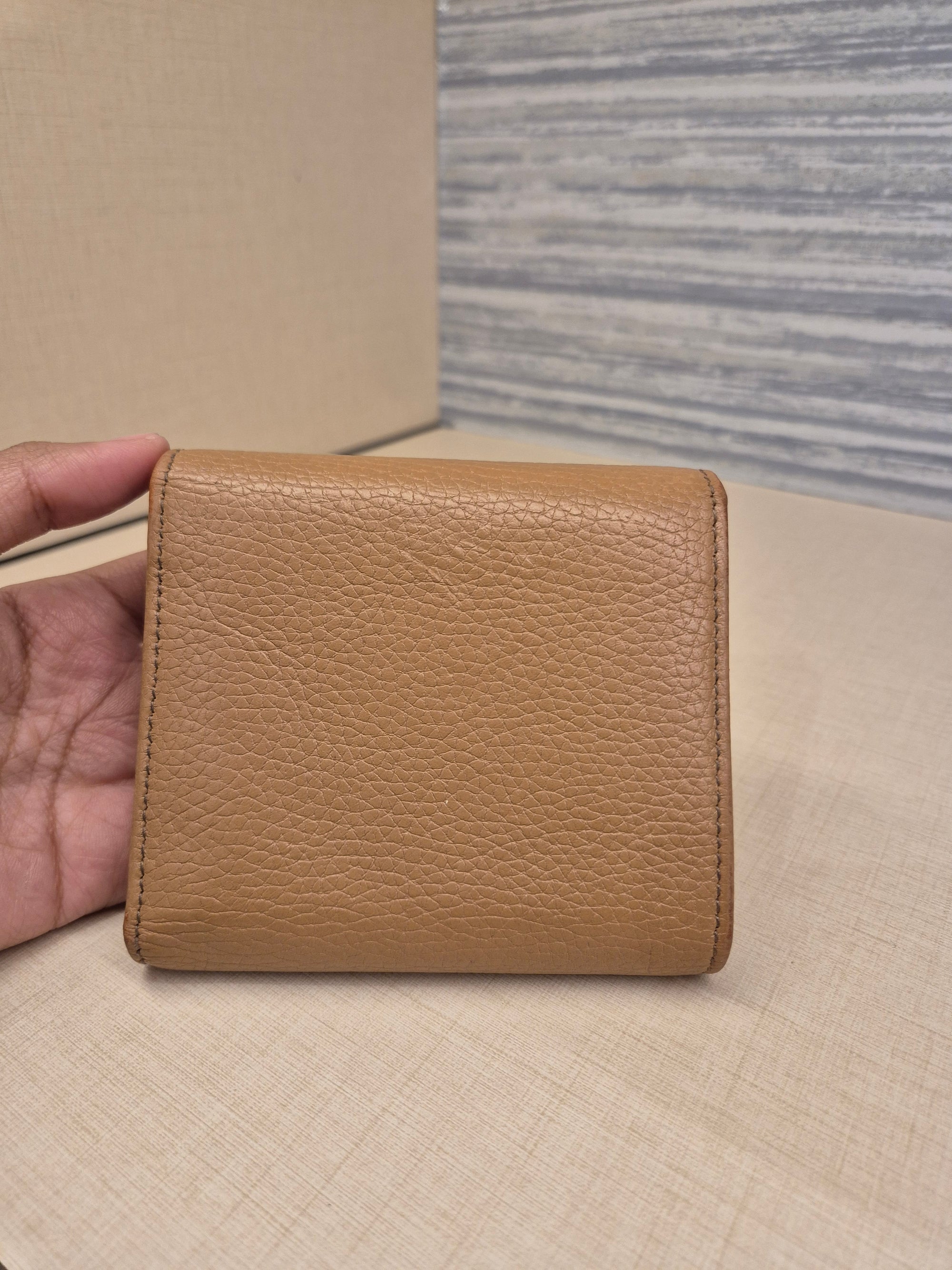 Gucci Soho Trifold Wallet Beige