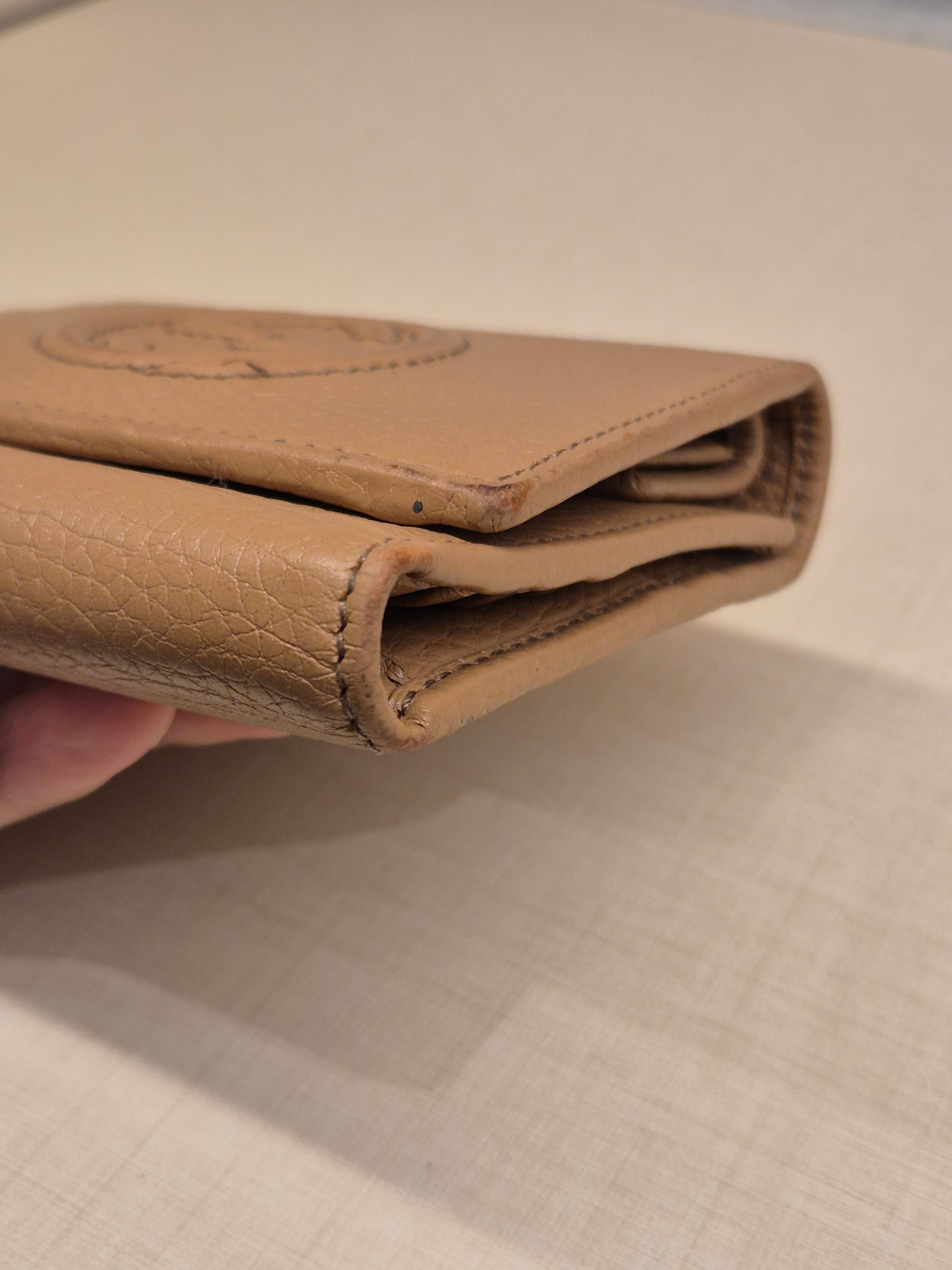Gucci Soho Trifold Wallet Beige