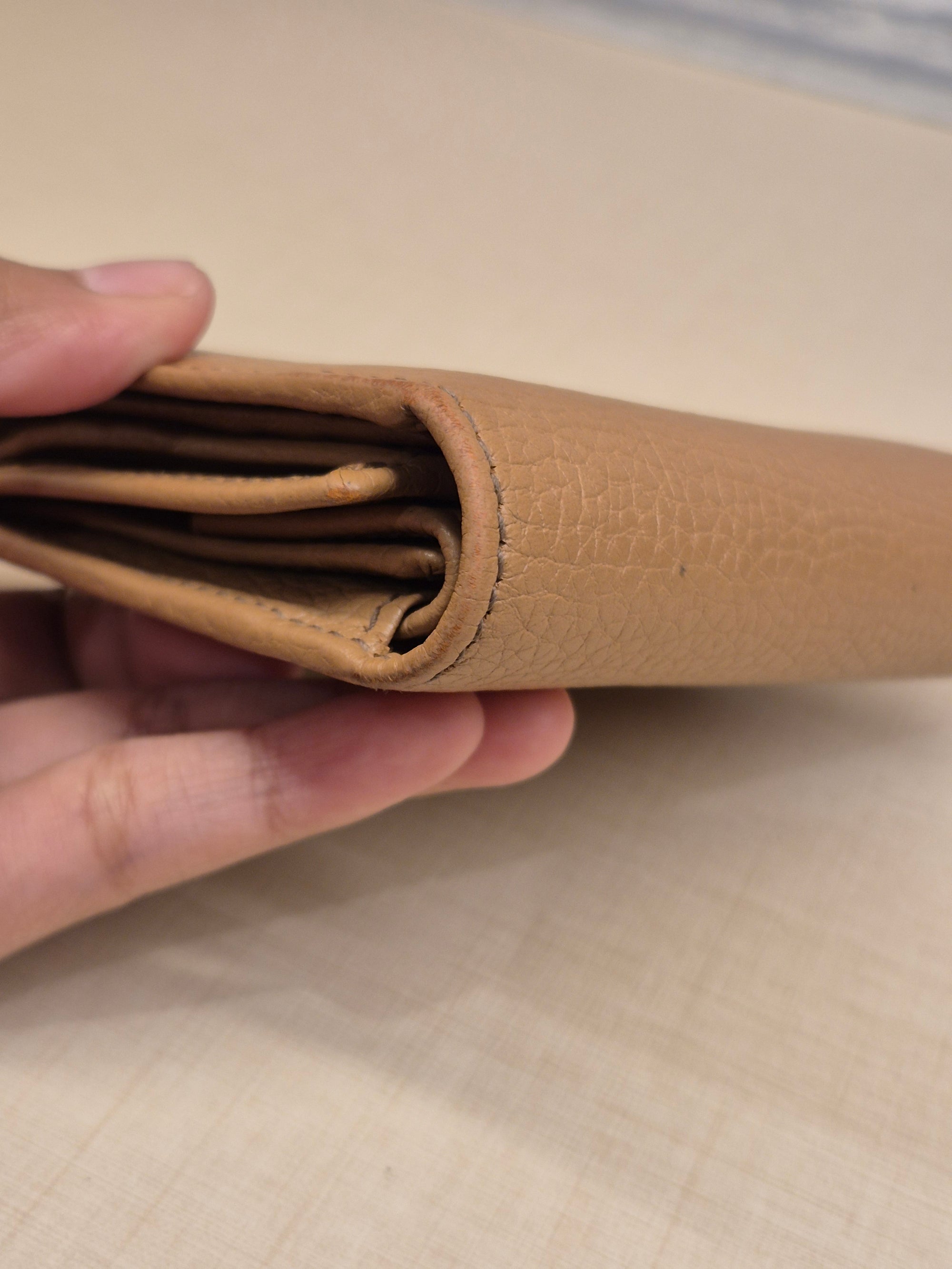 Gucci Soho Trifold Wallet Beige