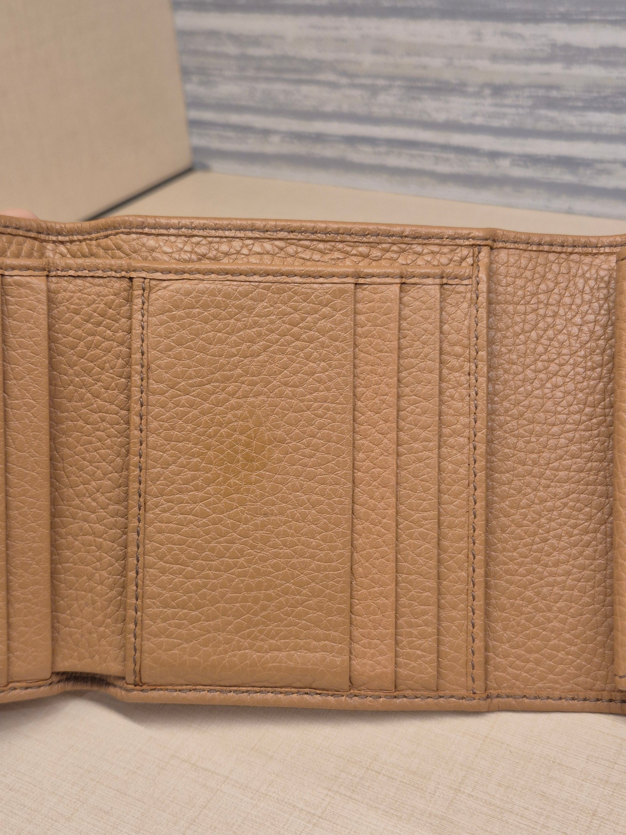 Gucci Soho Trifold Wallet Beige