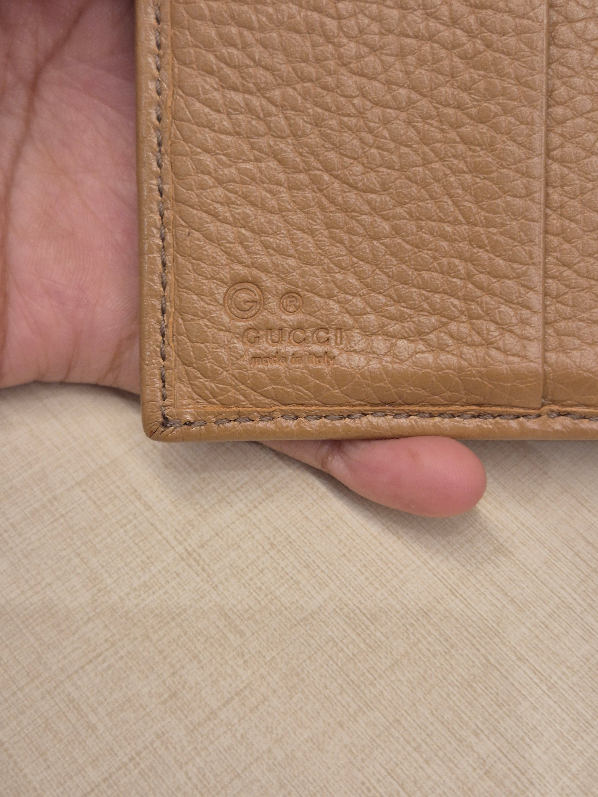 Gucci Soho Trifold Wallet Beige