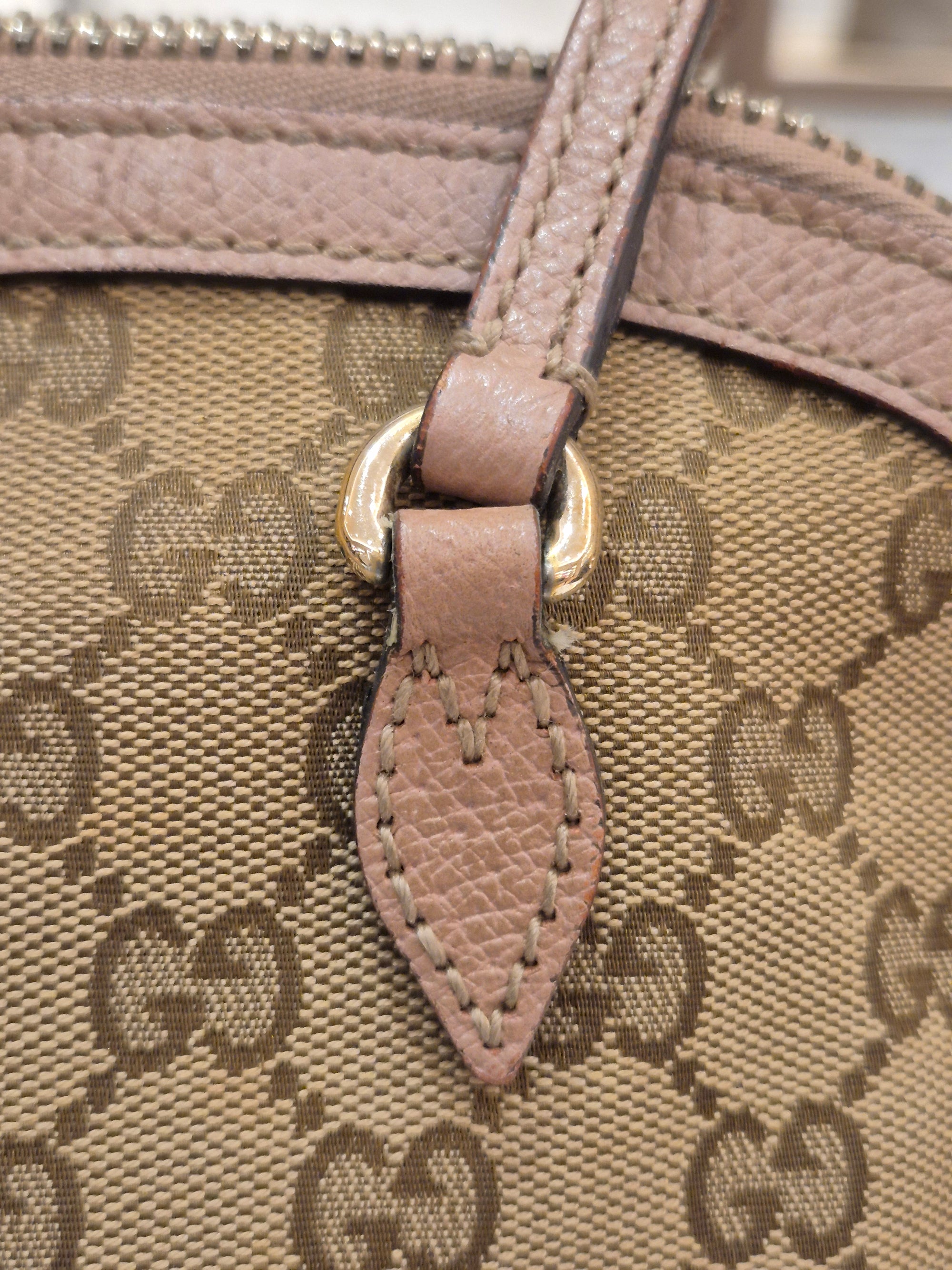 Gucci Bree Canvas Shoulder Nude