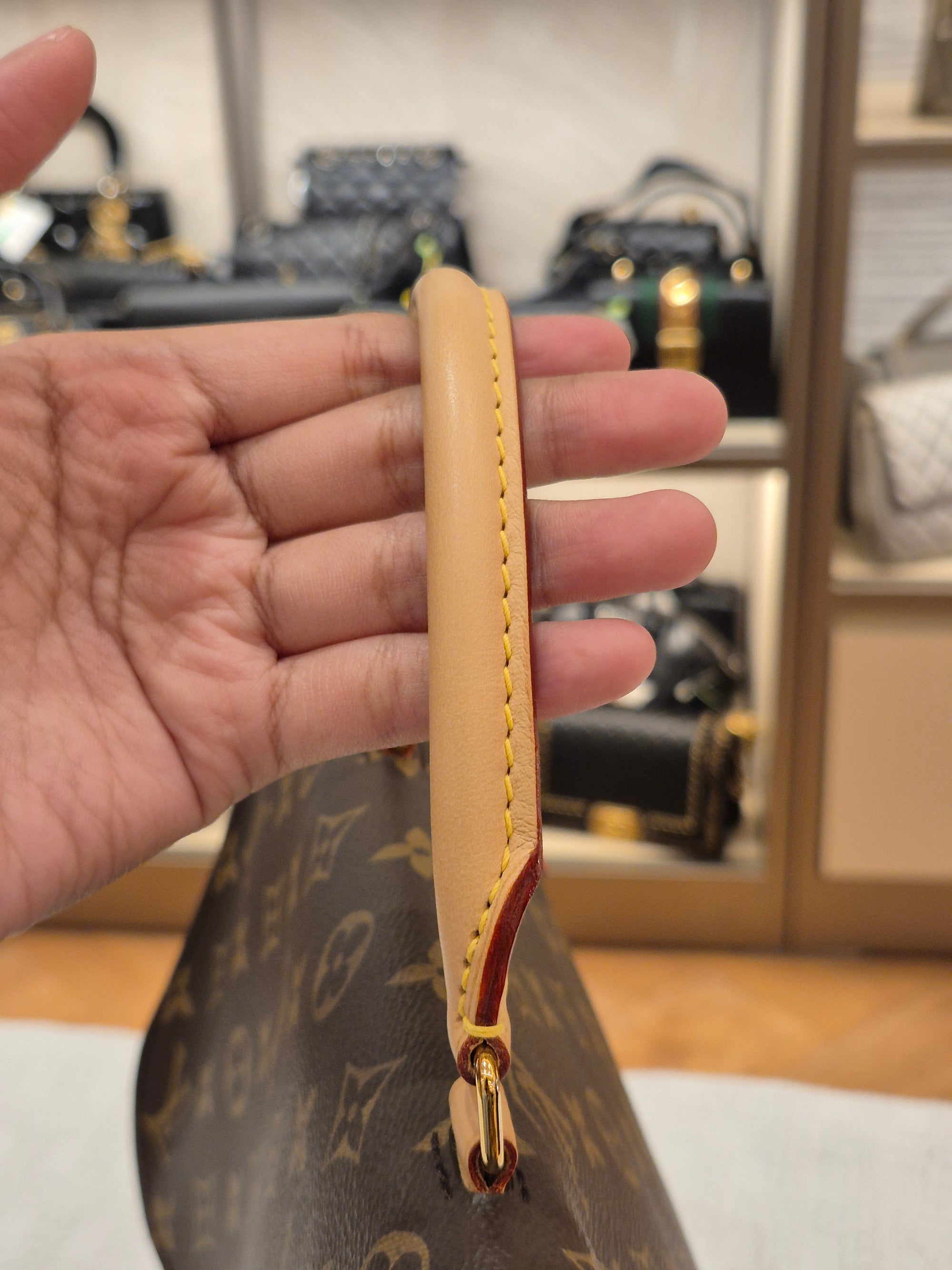 Louis Vuitton Marignan Monogram Coquelicot