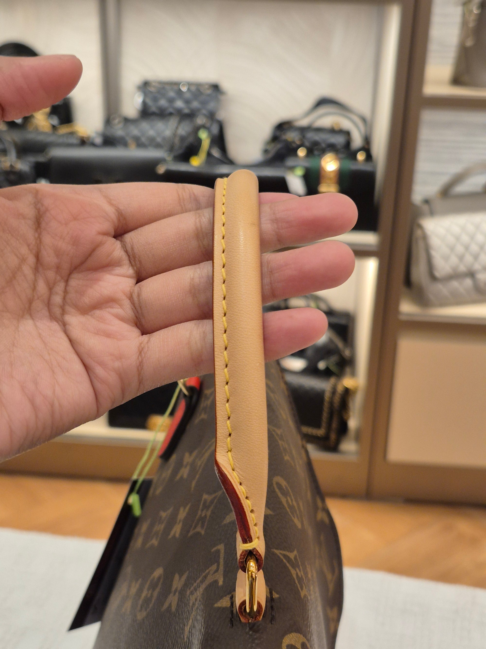 Louis Vuitton Marignan Monogram Coquelicot