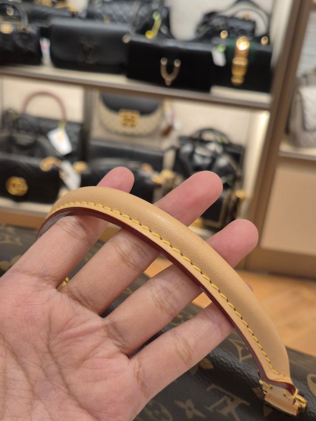 Louis Vuitton Marignan Monogram Coquelicot
