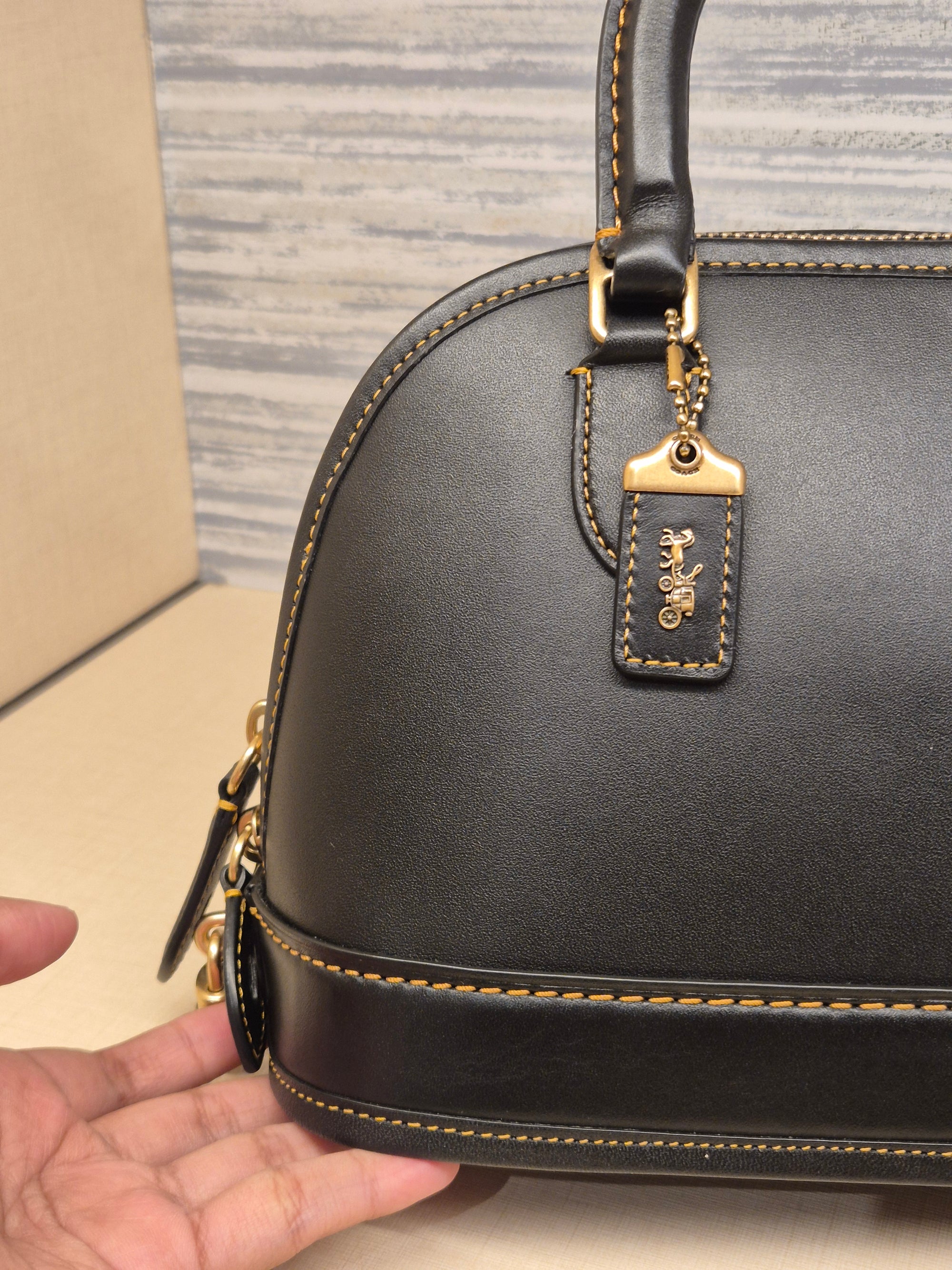Coach Revel Glovetanned Black