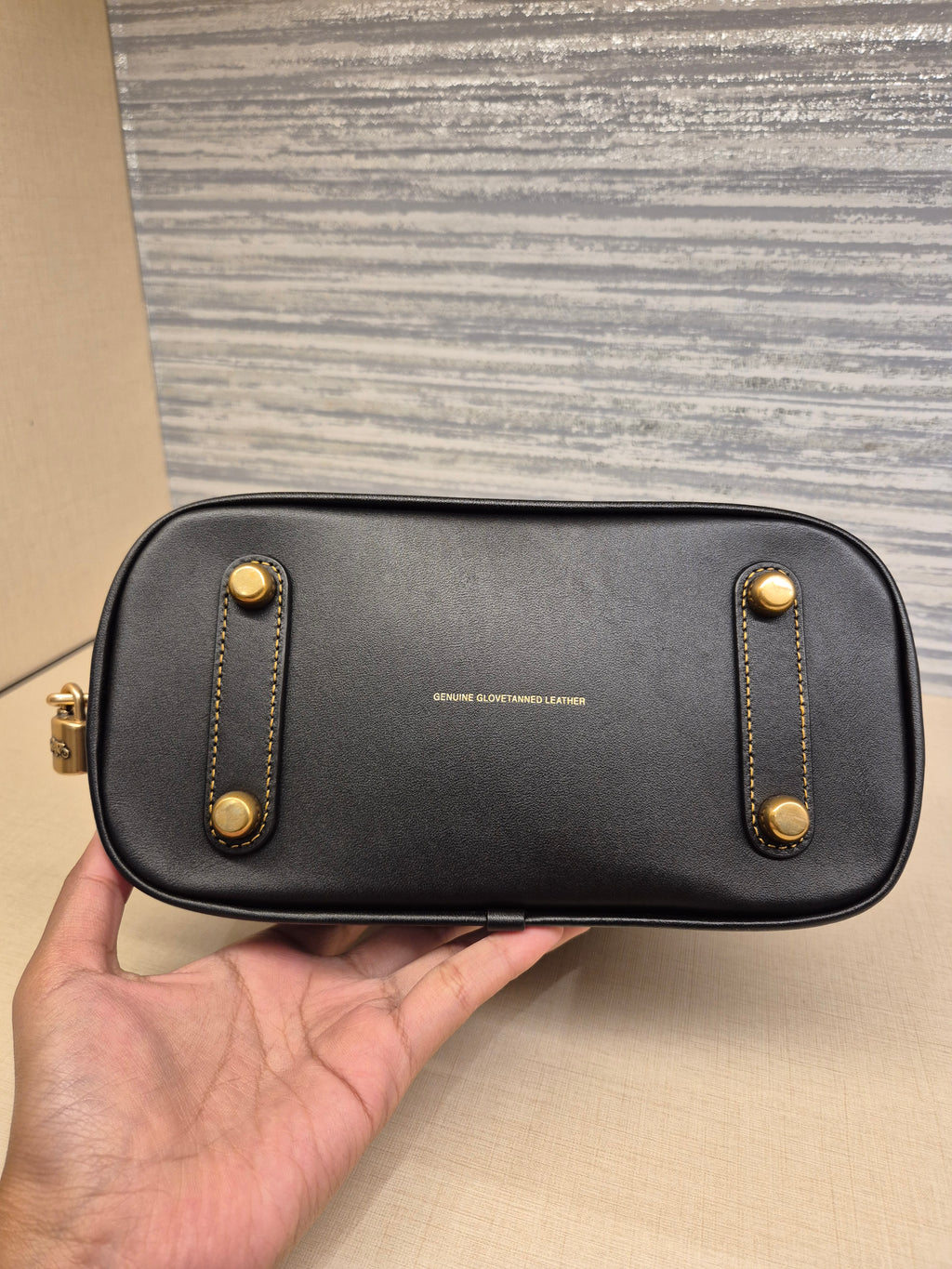 Coach Revel Glovetanned Black