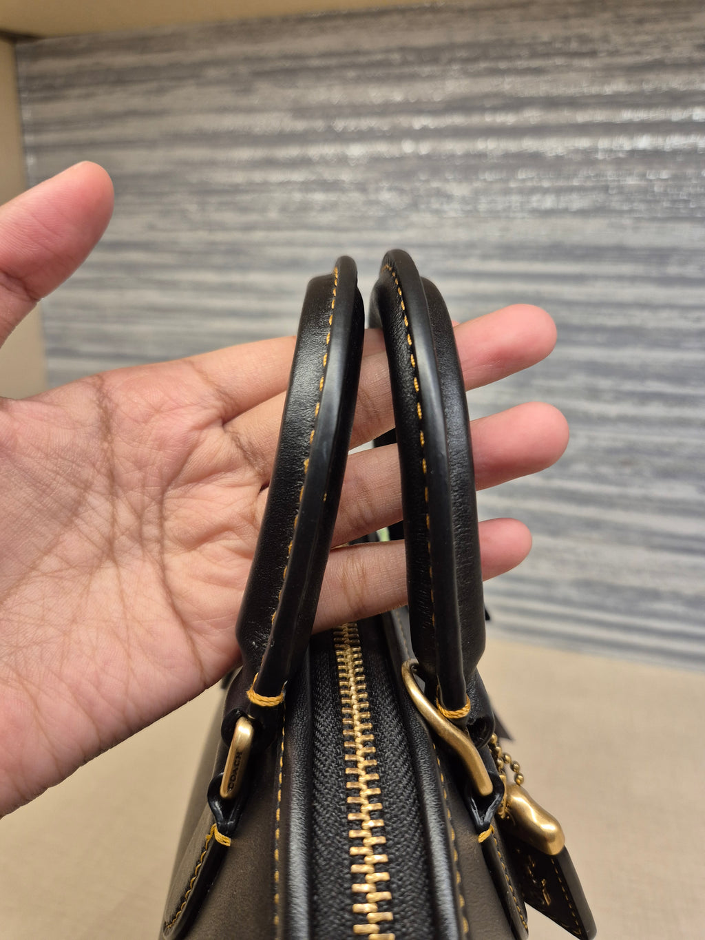 Coach Revel Glovetanned Black
