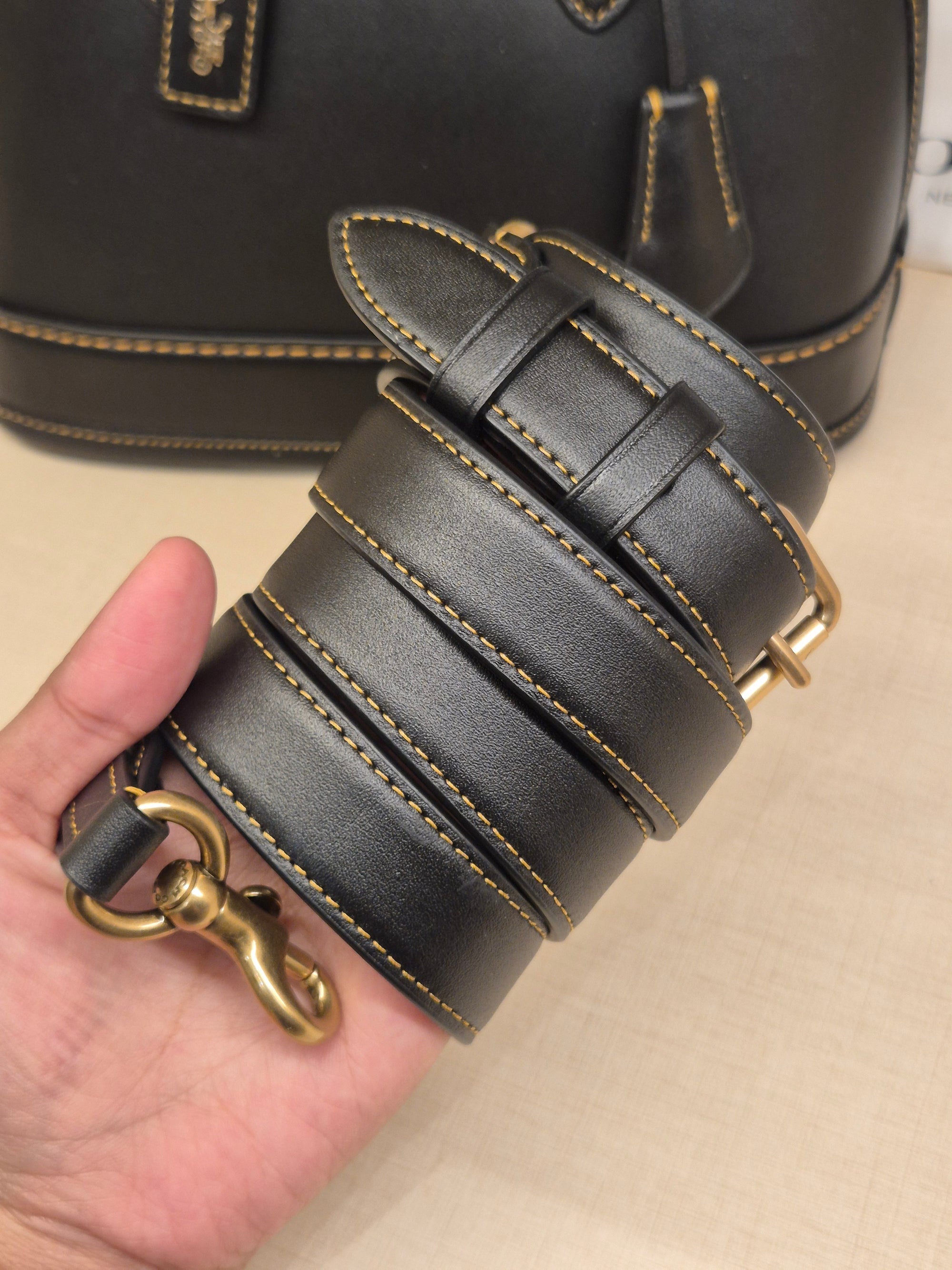 Coach Revel Glovetanned Black