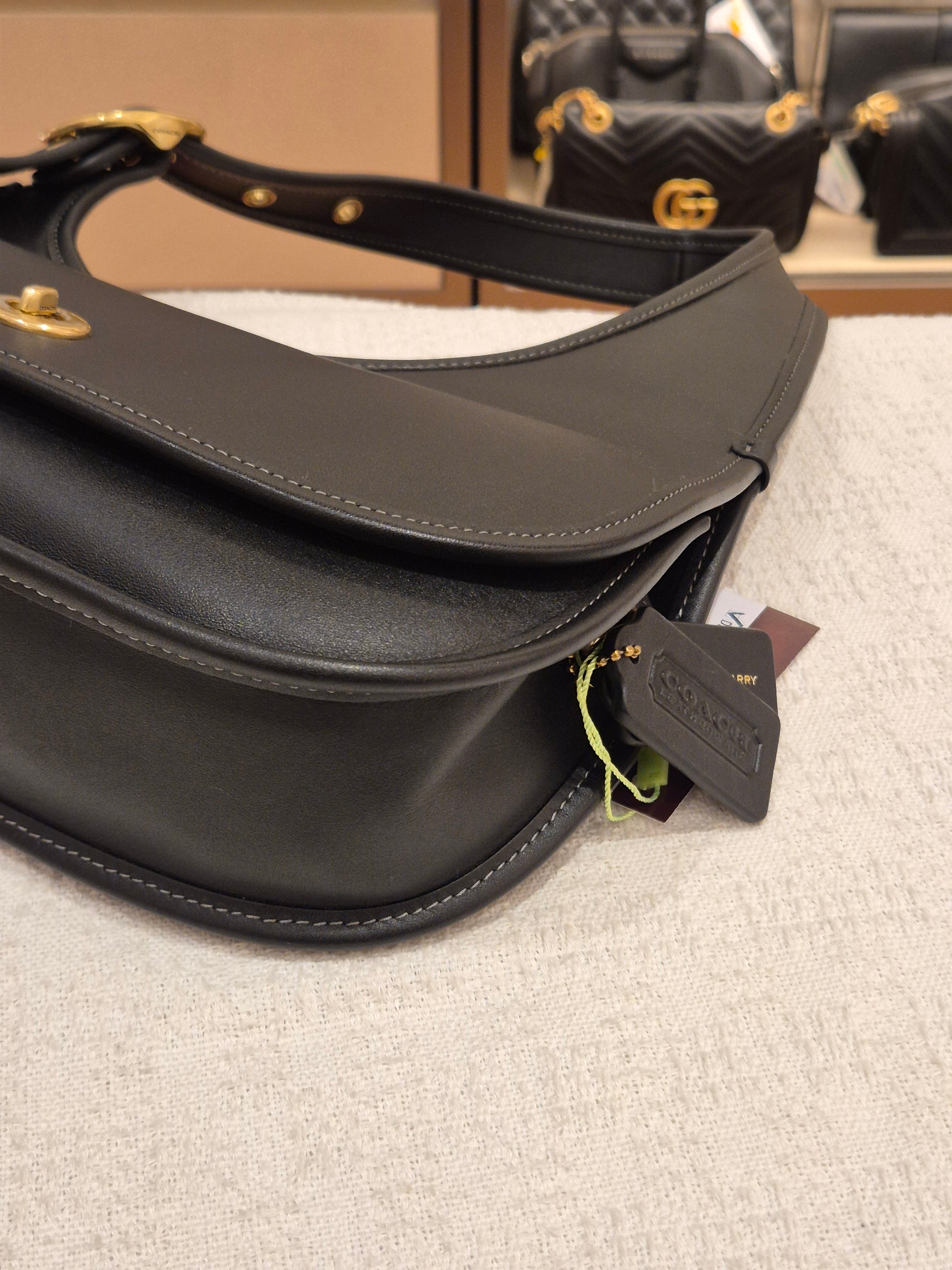Coach Cashin Carry Crescent Black
