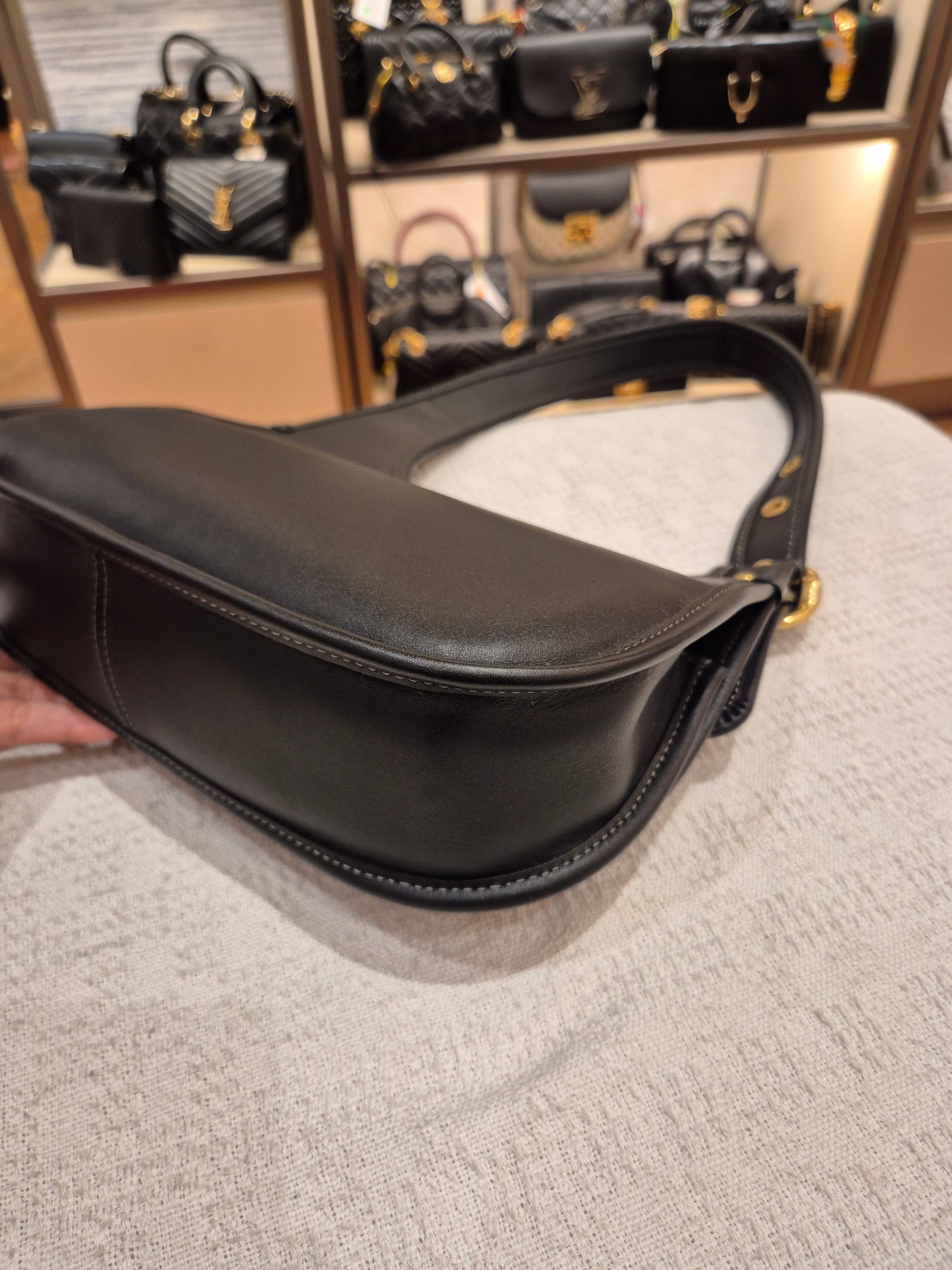 Coach Cashin Carry Crescent Black