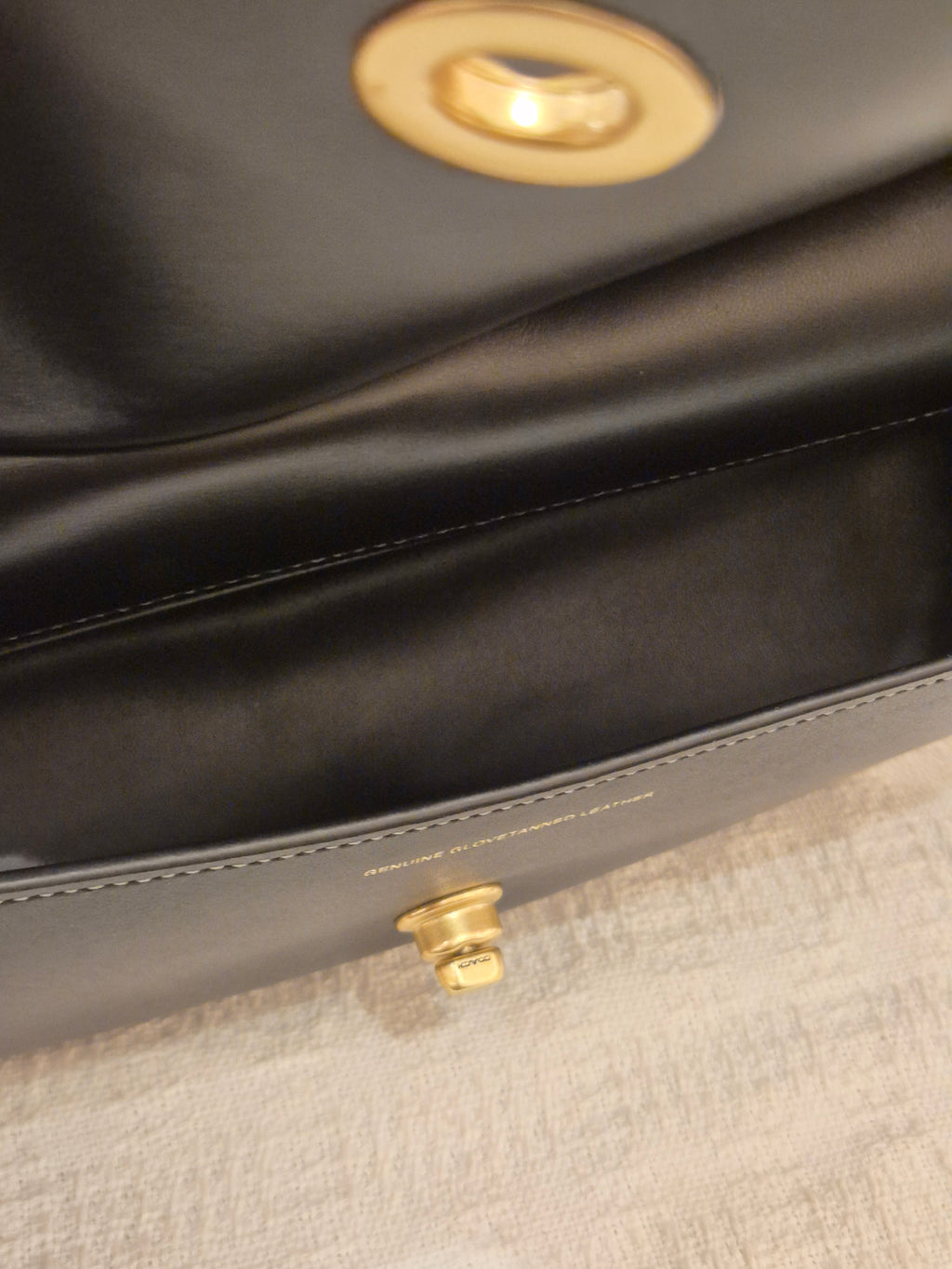 Coach Cashin Carry Crescent Black