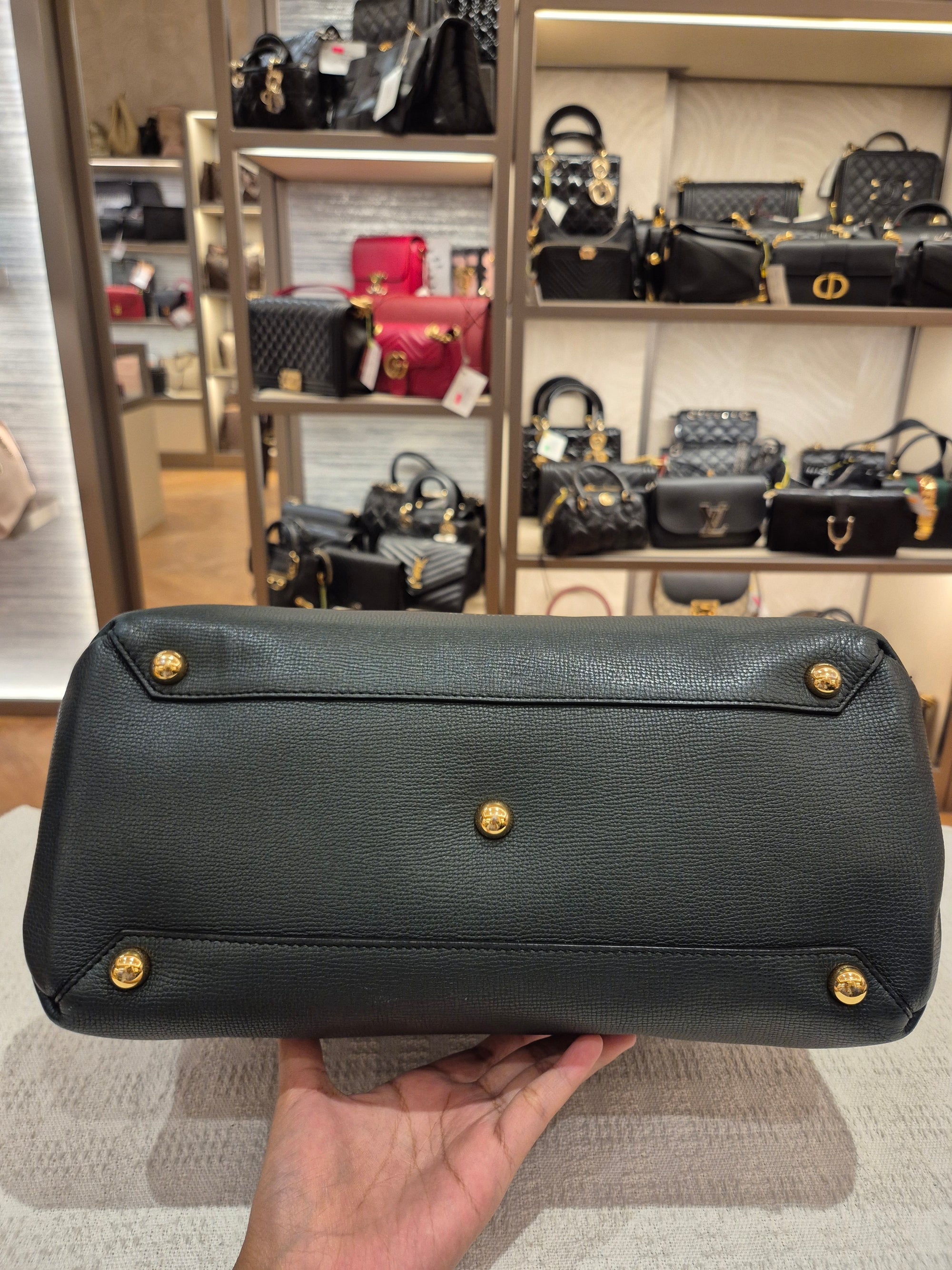 Burberry Banner Medium Green