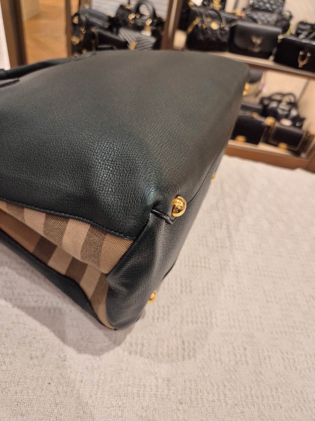 Burberry Banner Medium Green