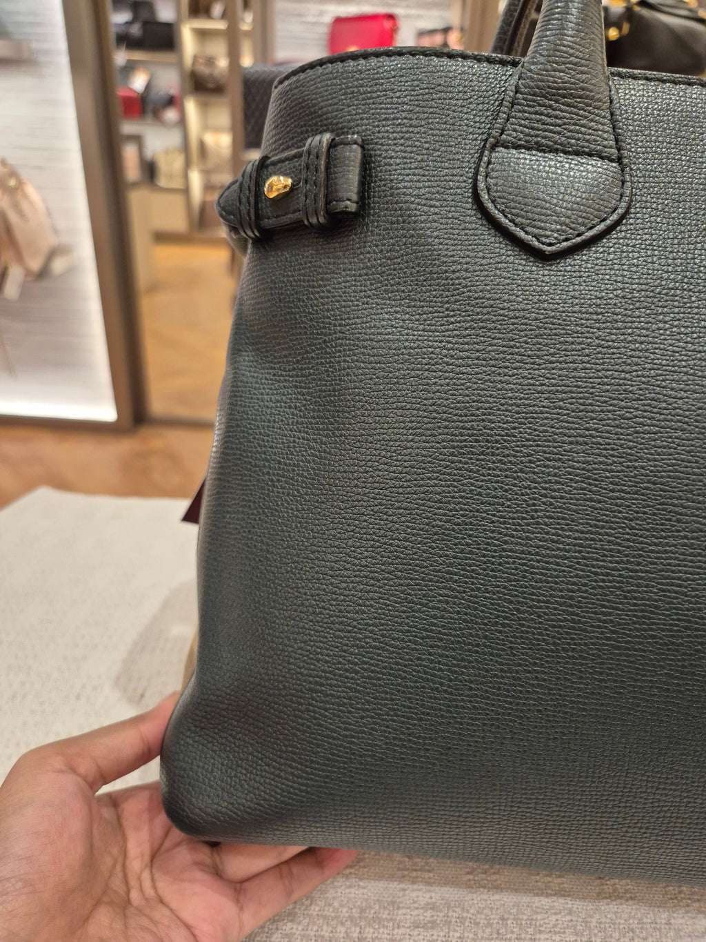 Burberry Banner Medium Green