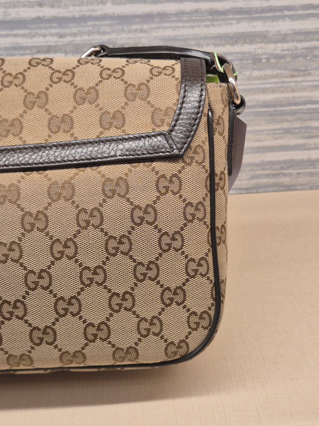 Gucci Mesenger Canvas Flap Monogram