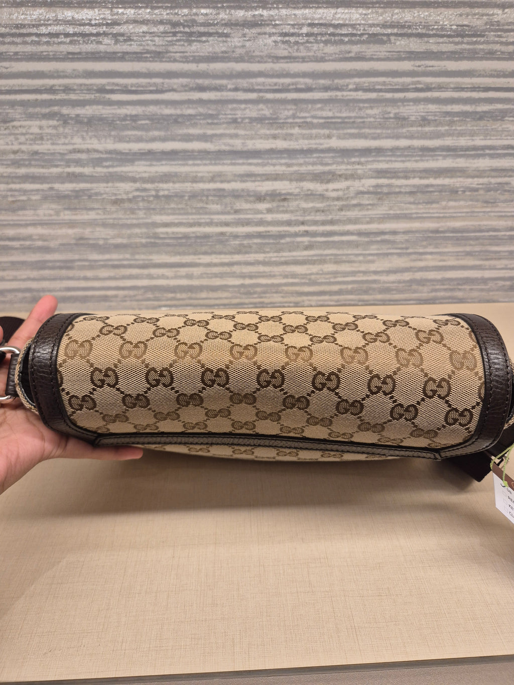 Gucci Mesenger Canvas Flap Monogram