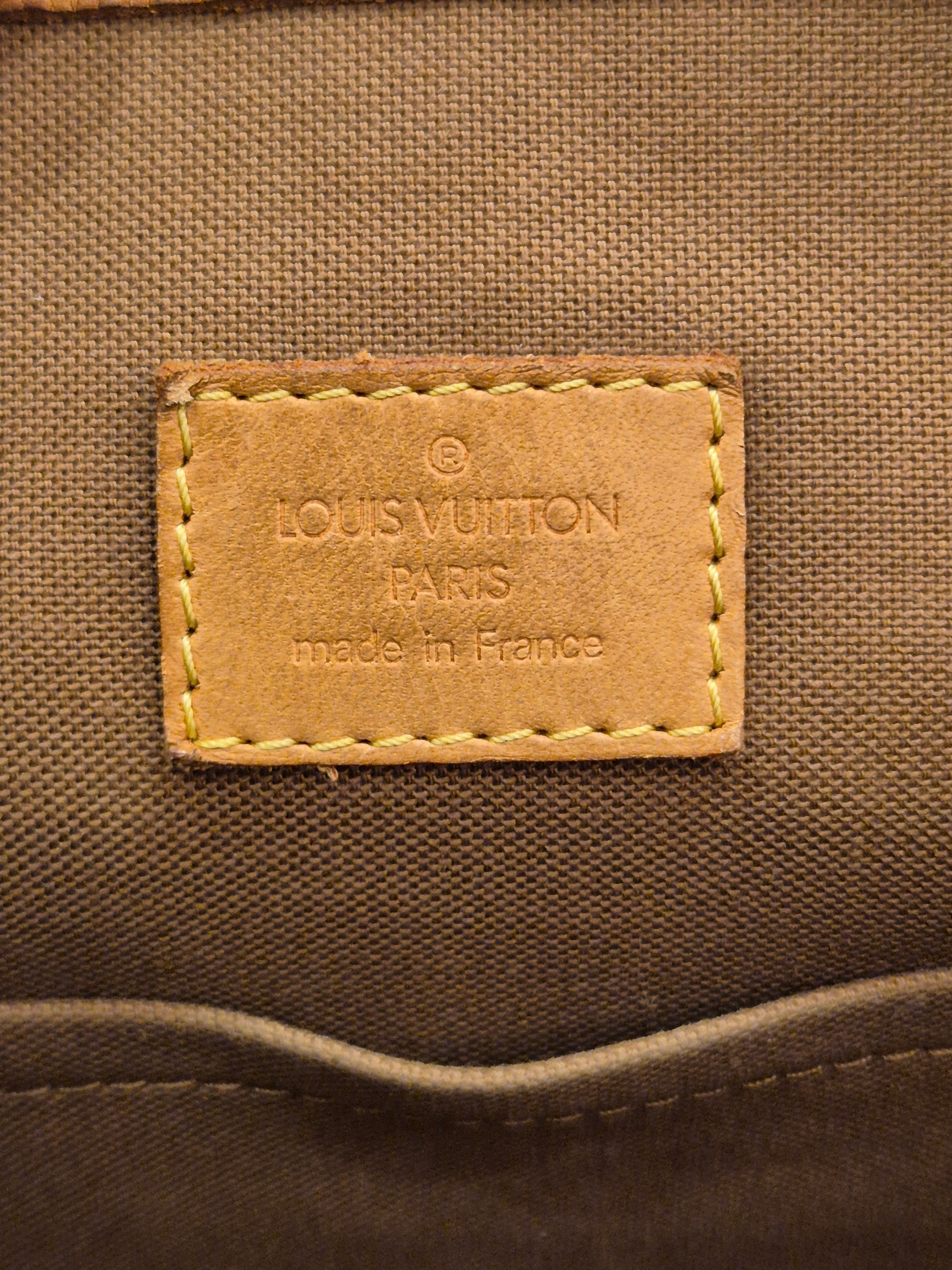 Louis Vuitton Batignolles PM Monogram