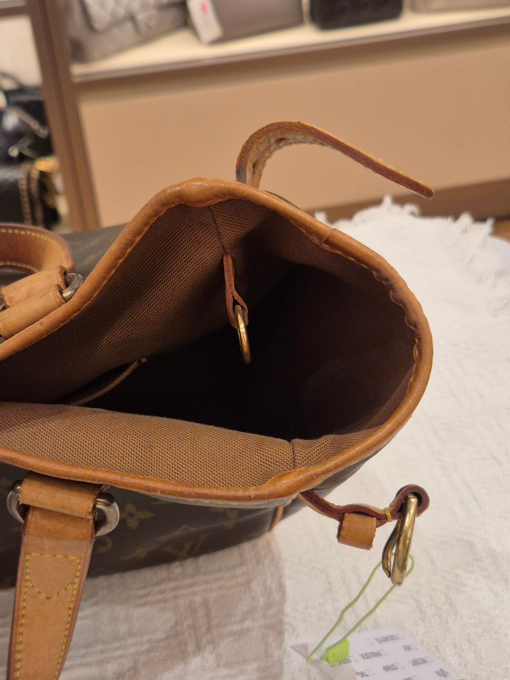 Louis Vuitton Batignolles PM Monogram