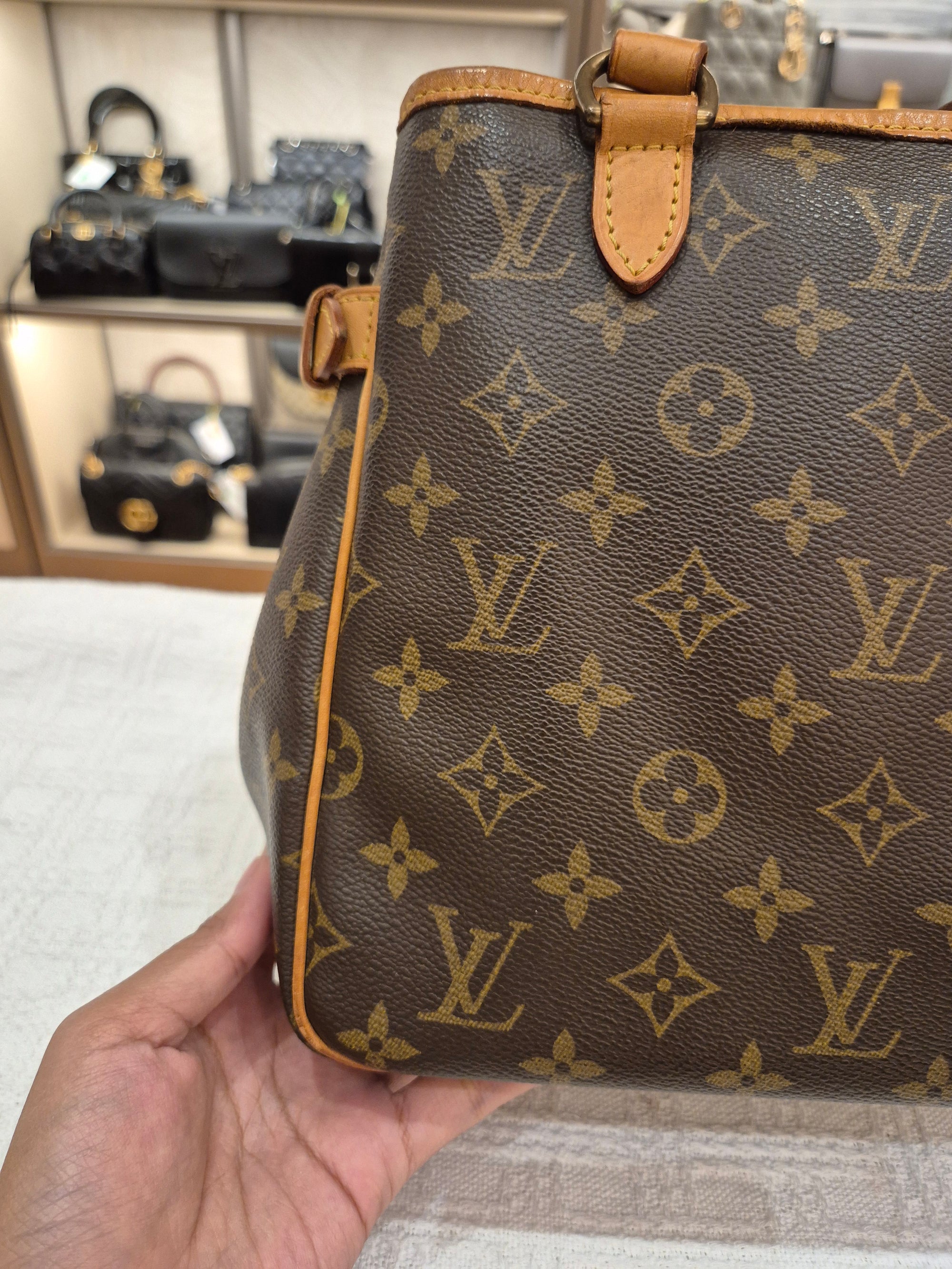 Louis Vuitton Batignolles PM Monogram