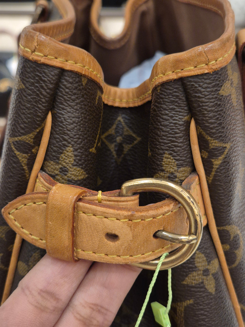 Louis Vuitton Batignolles PM Monogram